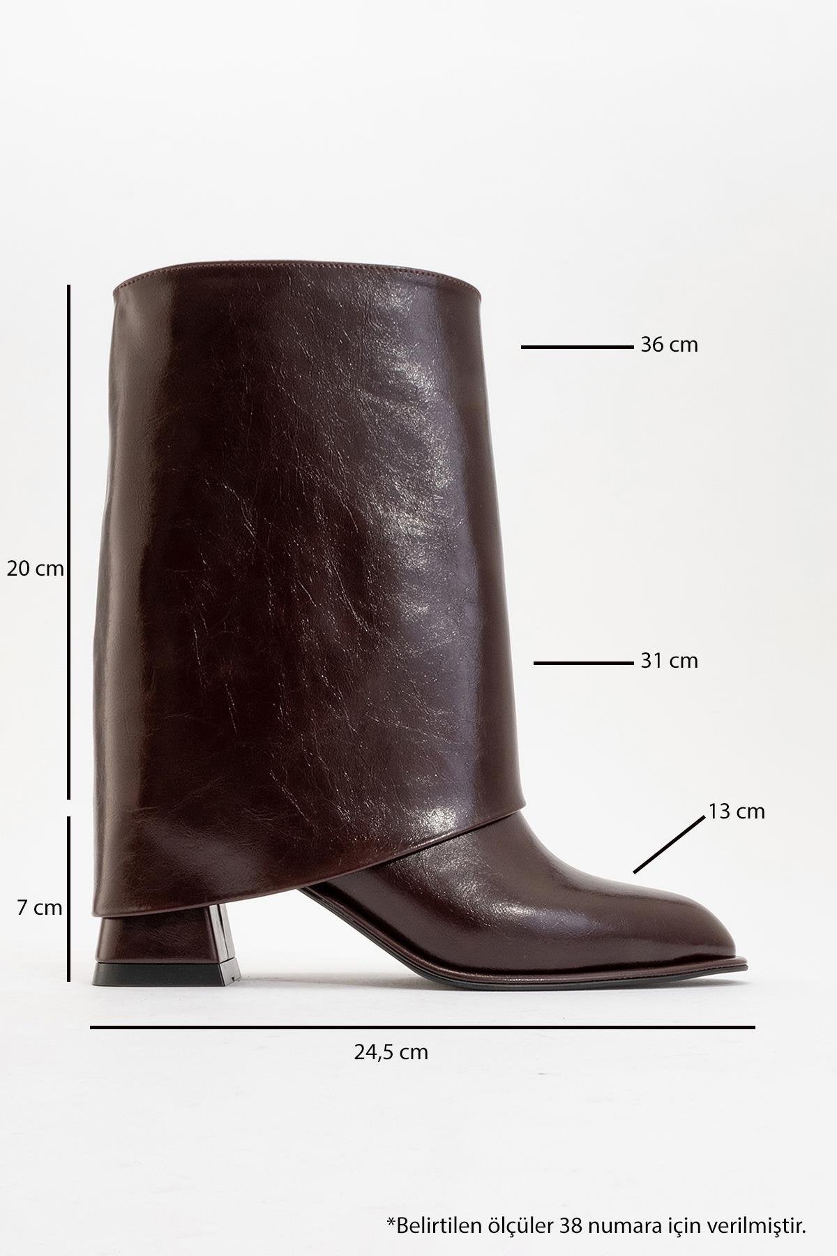 Ellas Burgundy Chunky Heel Boot (Women)