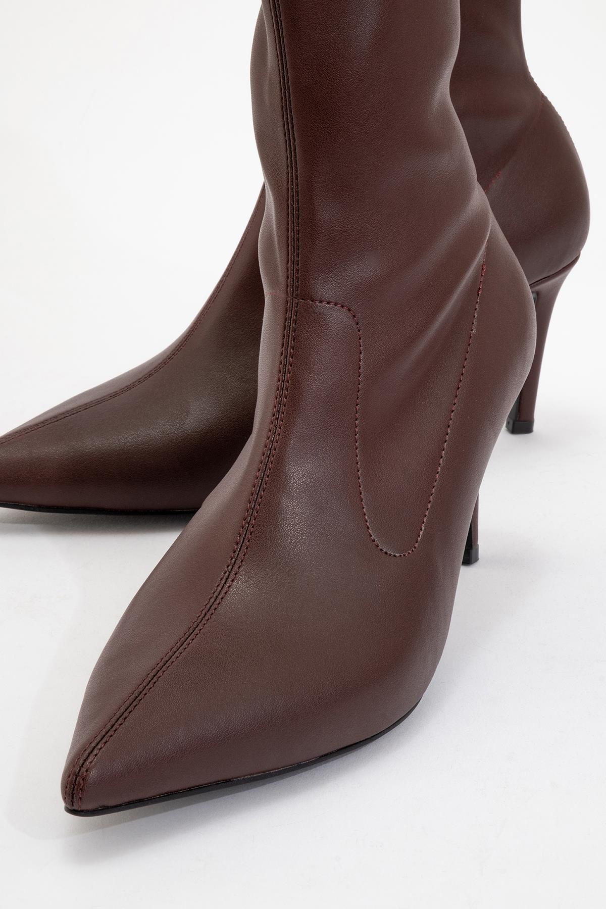 Thalin - Burgundy Pointed Toe Stiletto Boot (Women)