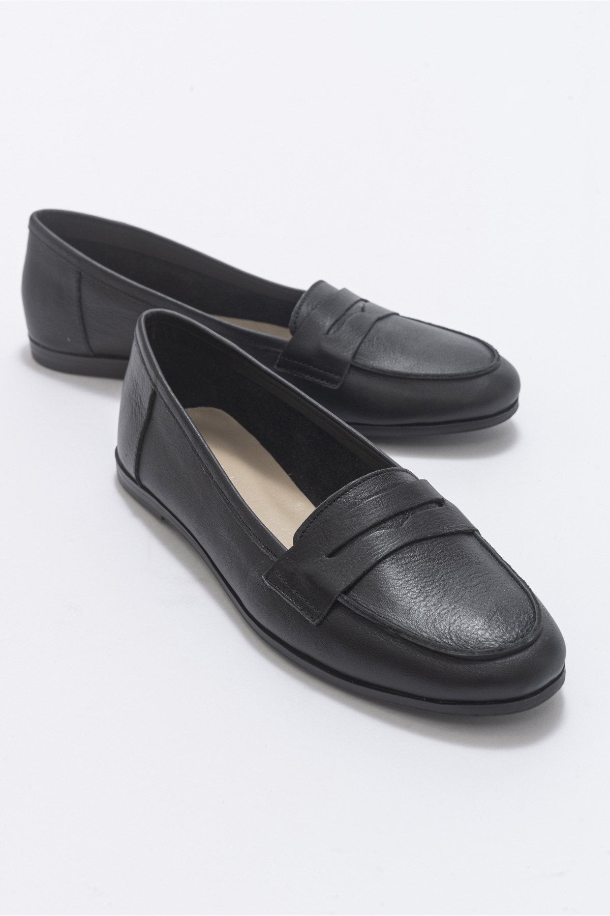 Dorothy - Black Leather Loafers