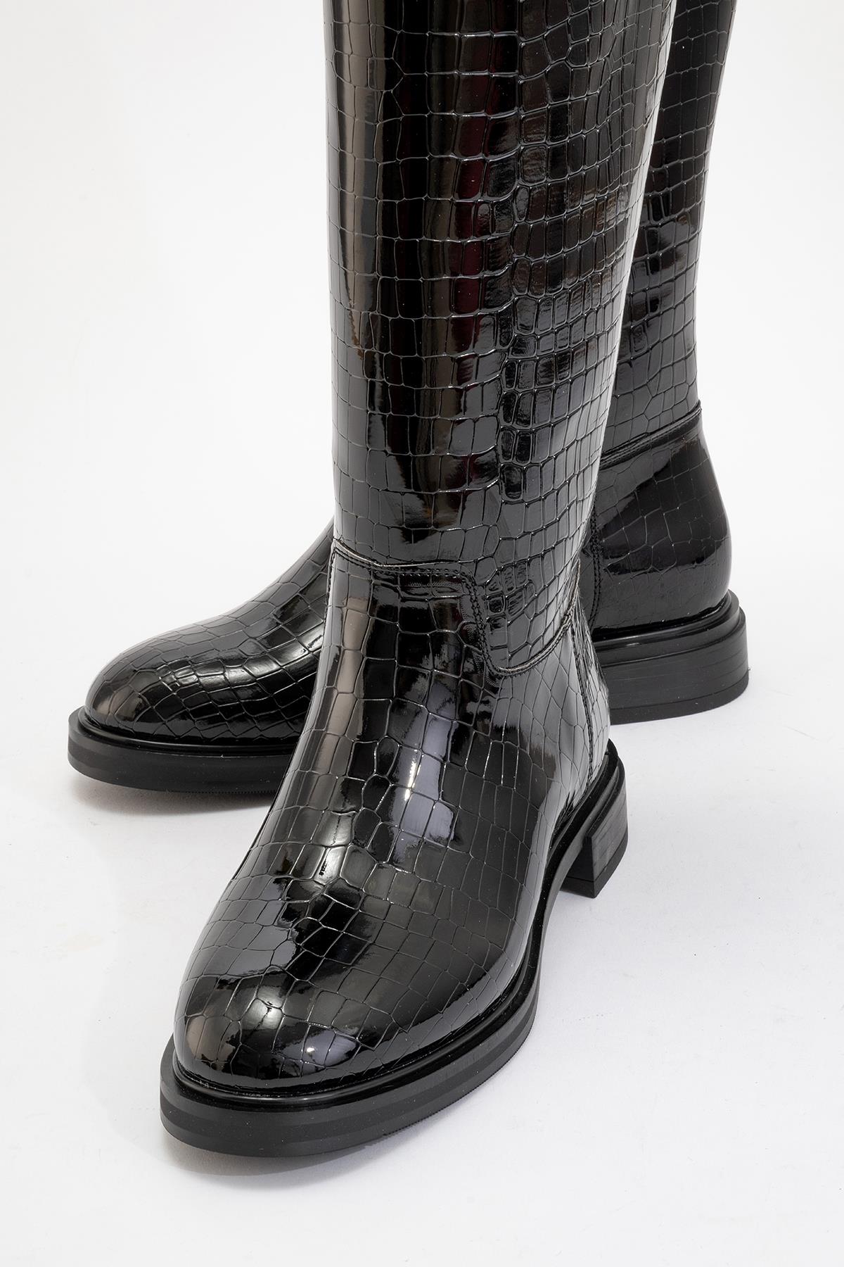 Alaska Black Pattern Western Boot (Women)