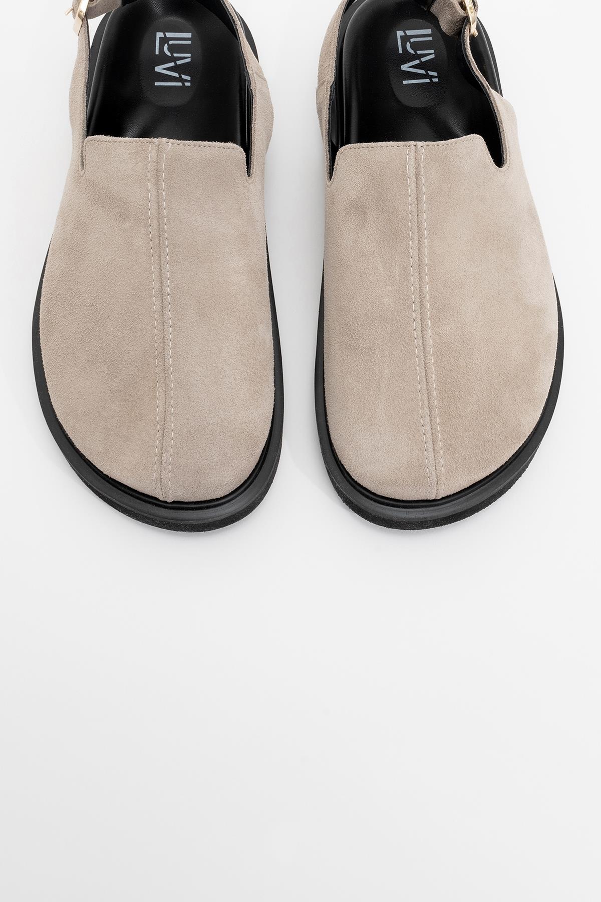 Laby - Beige suede Leather Clogs (Women)