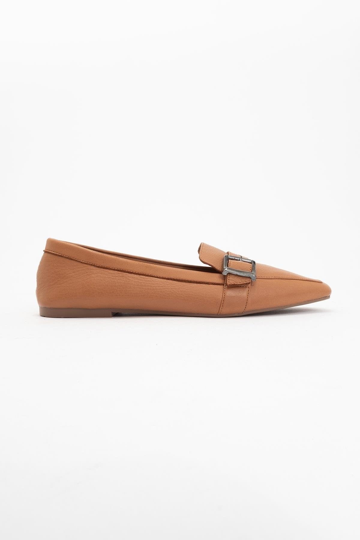 Periwinkle - Cognac Brown Leather Loafers (Women)