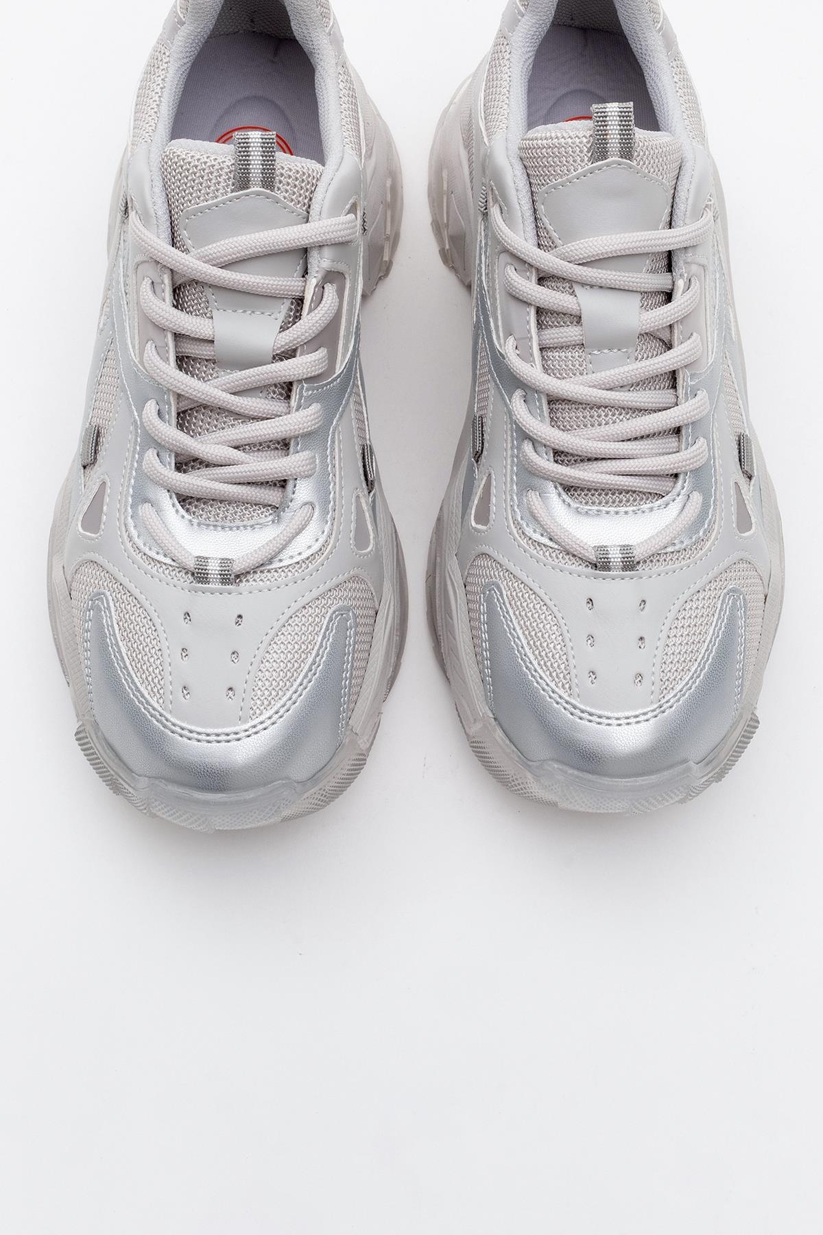 Loretta - Silver Gray Sneaker (Women)