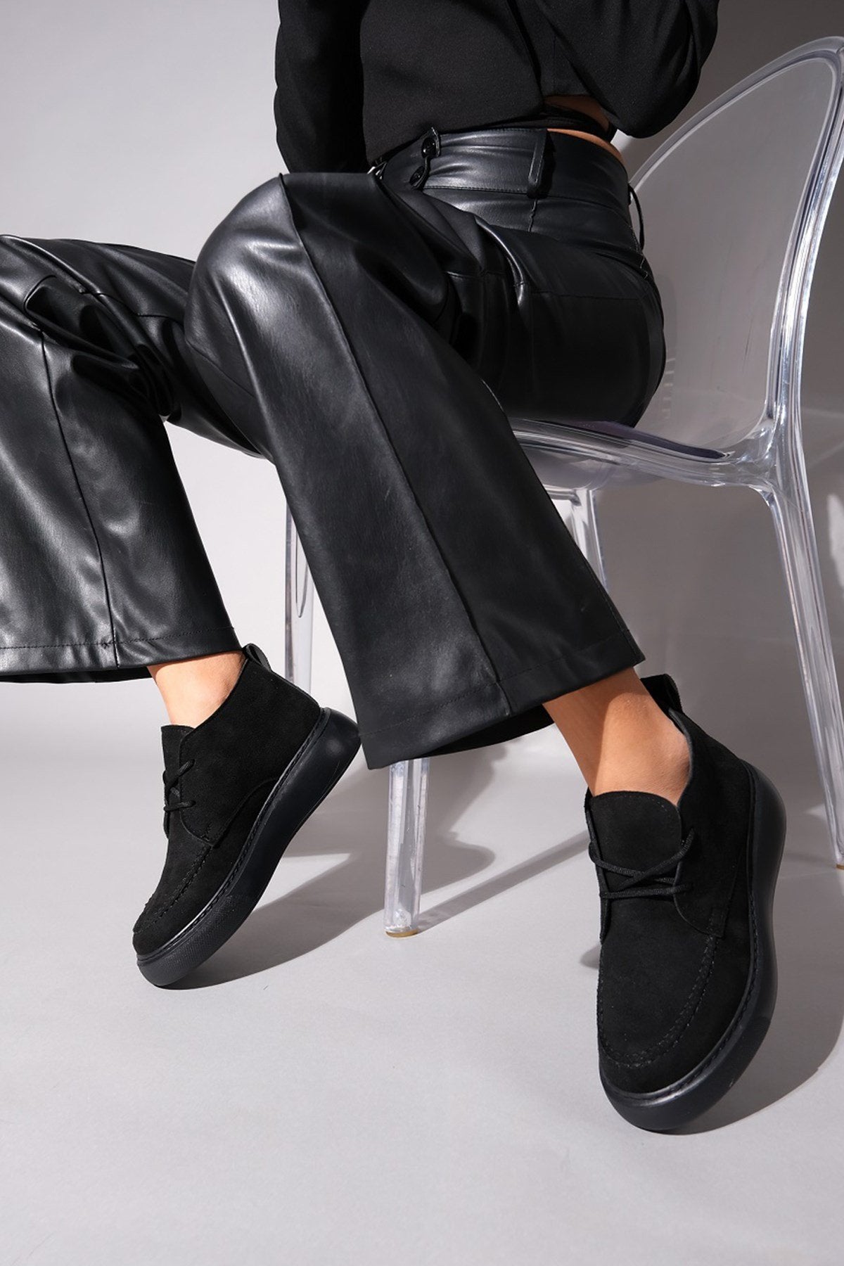 Valve - Black Suede Boot (Women)