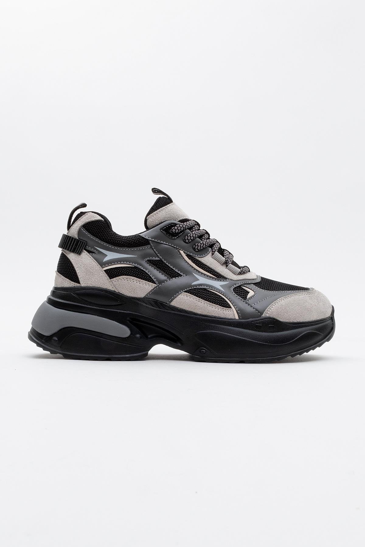 Marron - Black Sport Sneakers (Women)