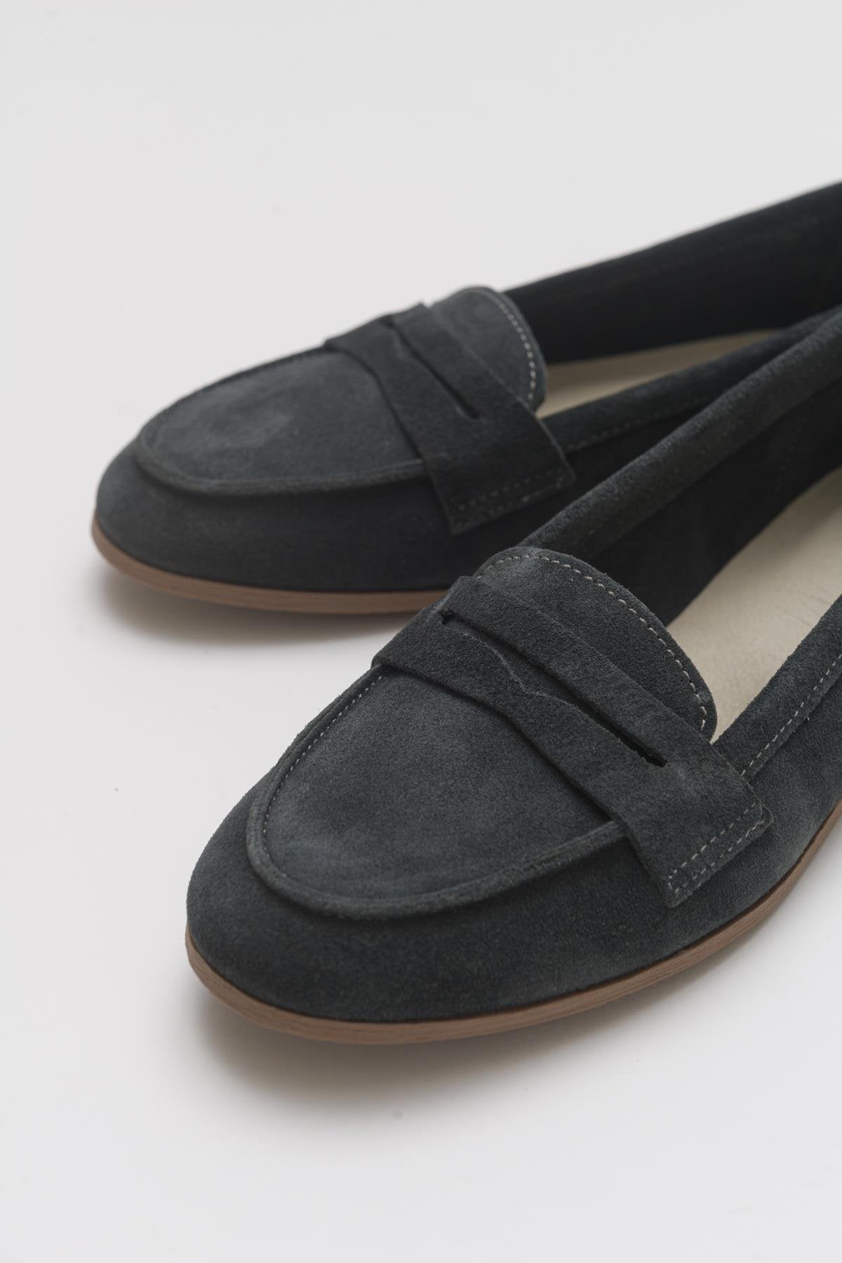 Dorothy - Dark Charcoal Suede Leather Loafers