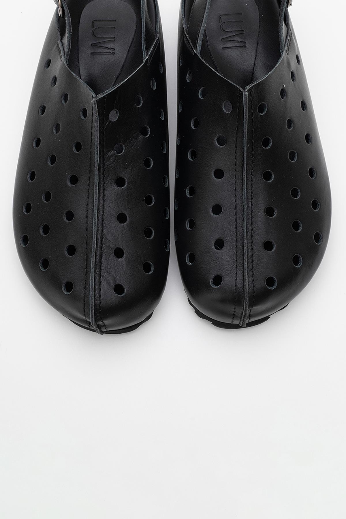 Justa - Black Leather Clogs (Women)