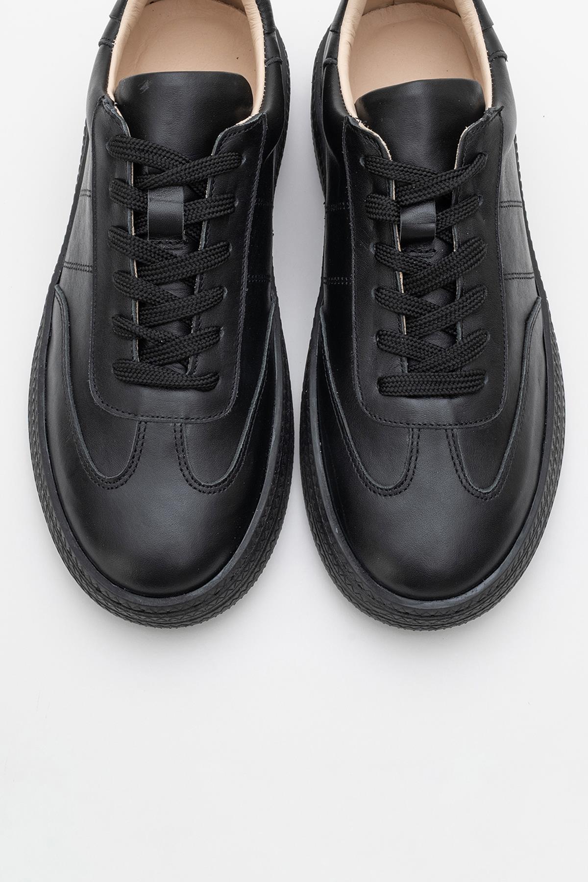 Fiore - Black Leather Sneakers (Women)
