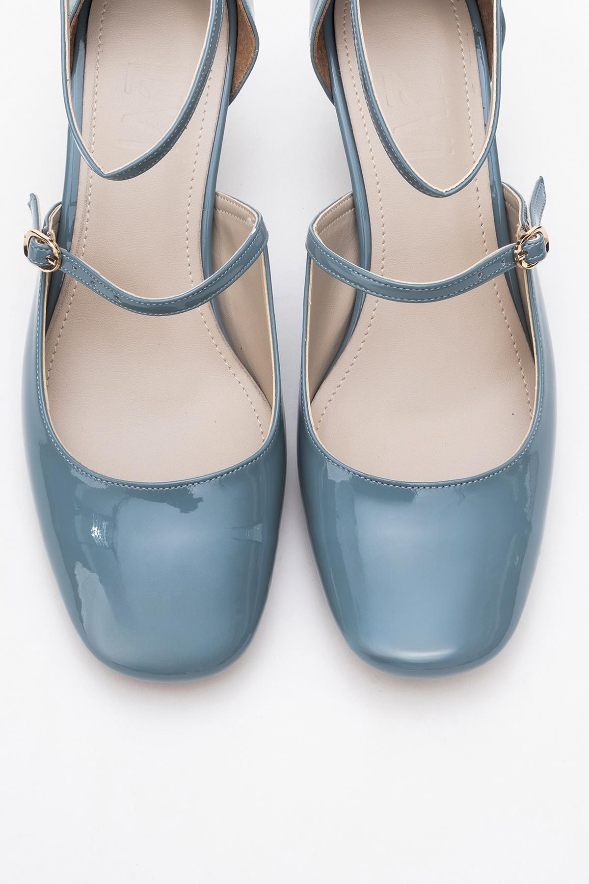 Emly - Blue Patent Round Toe Low Heel Shoe (Women)