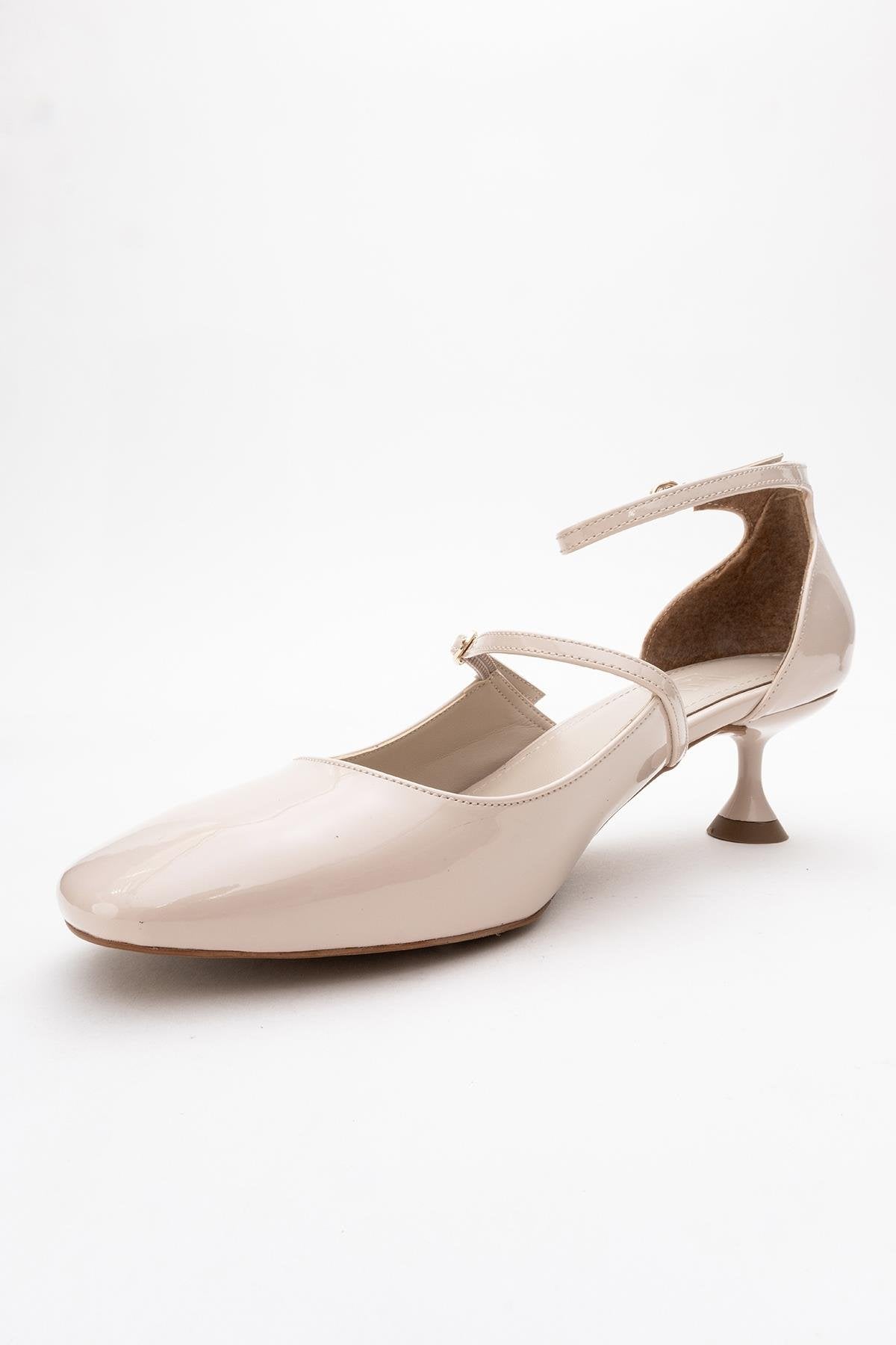 Emly - Off-White Square Toe Low Heel Shoe (Women)