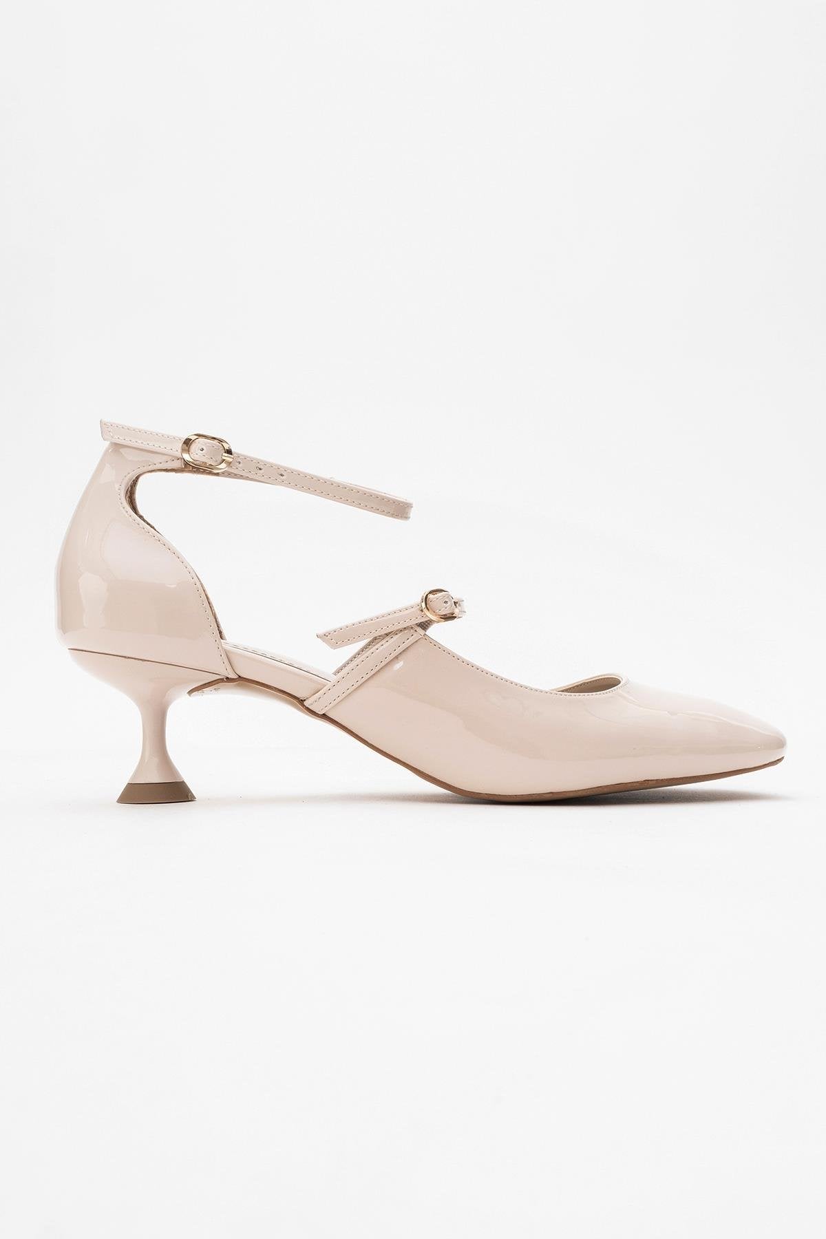 Emly - Off-White Square Toe Low Heel Shoe (Women)