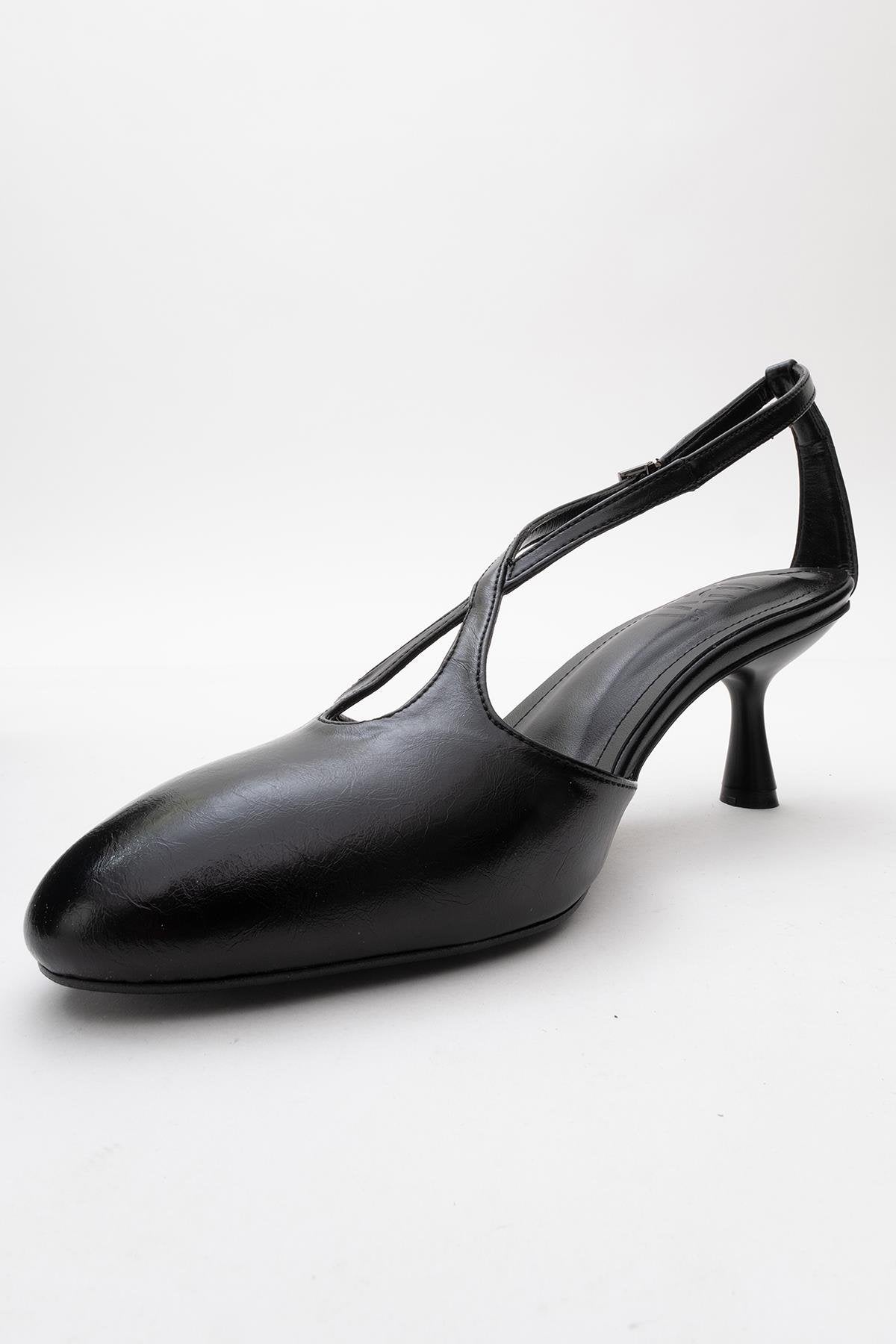 Agves - Black Heeled Sandal (Women)