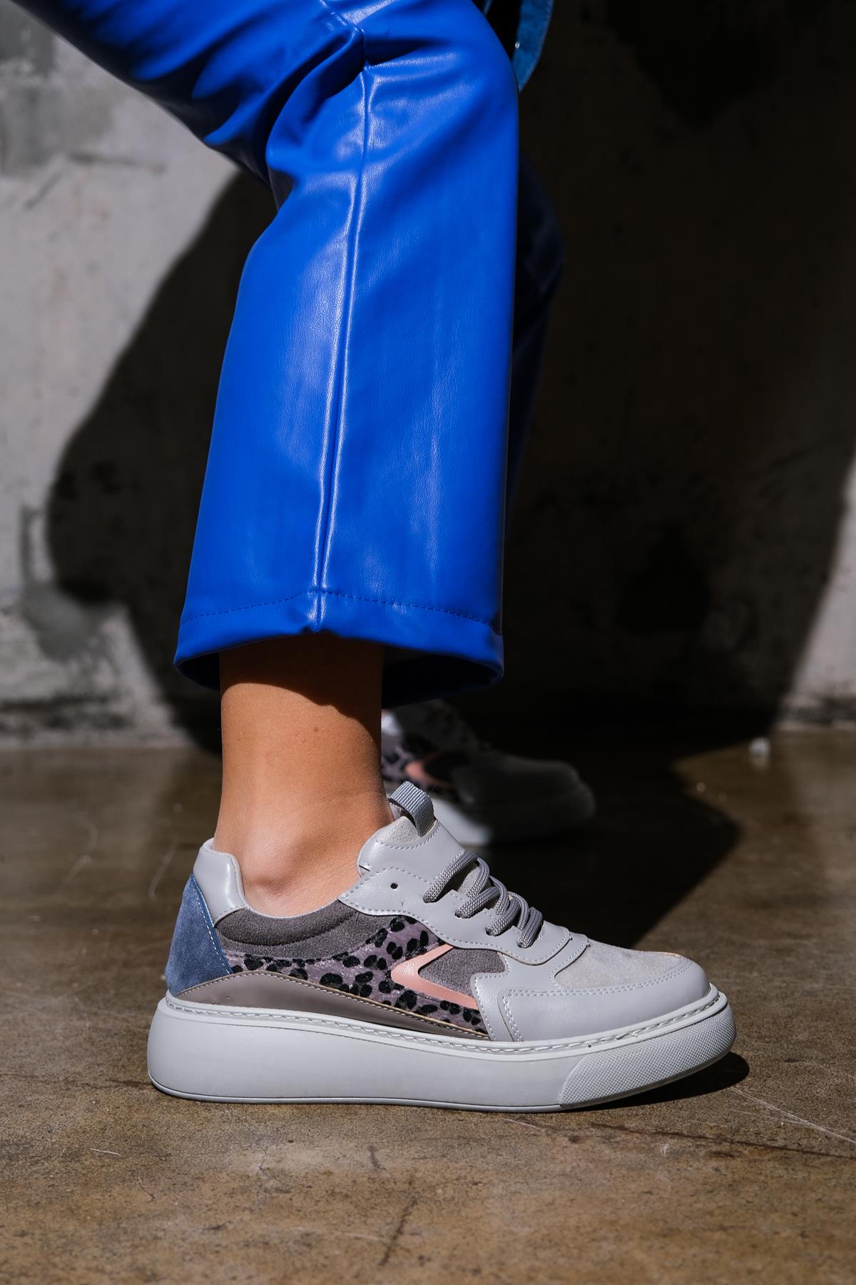 Ida - Grey Platform Sneakers