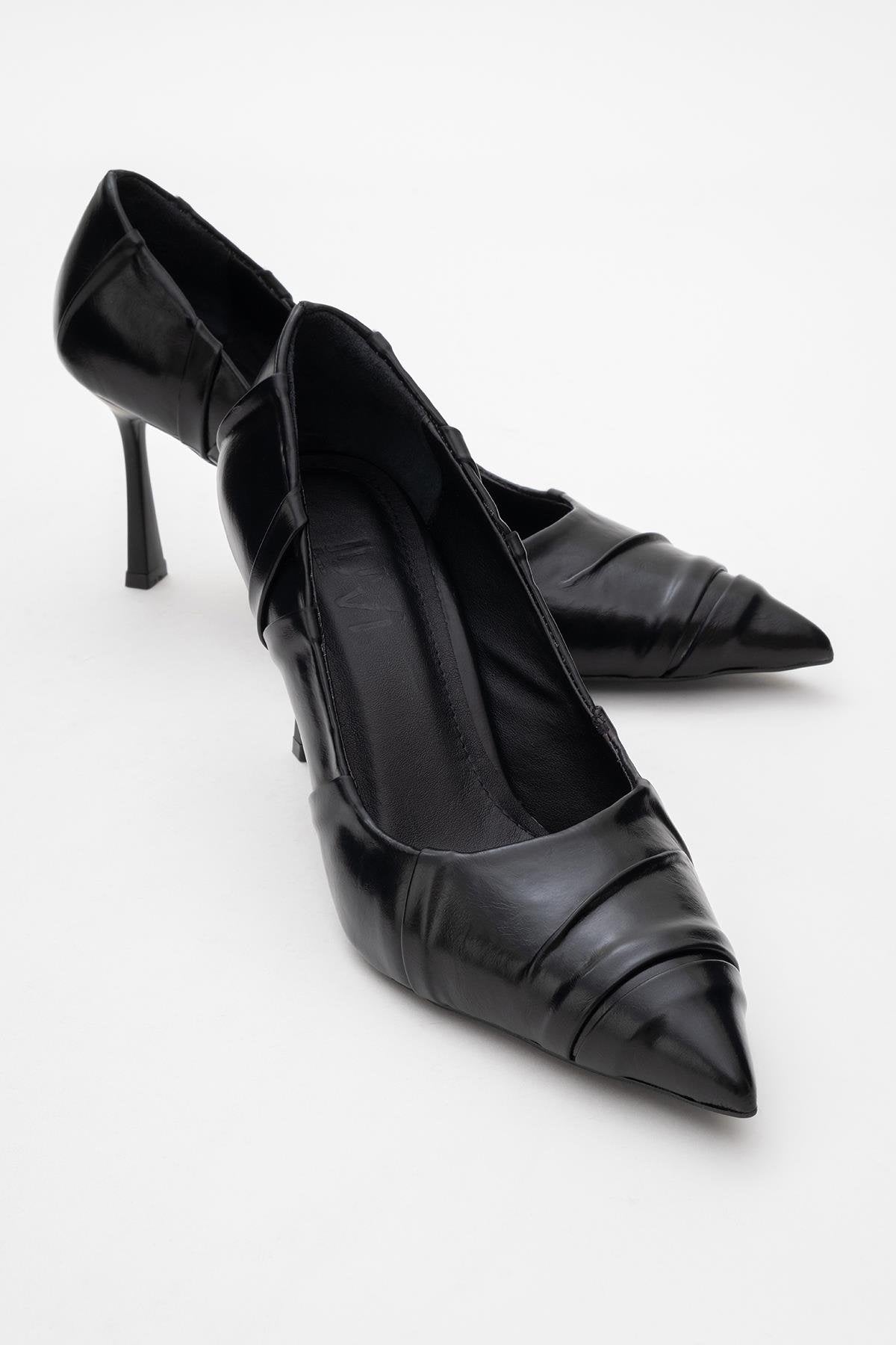 Anly - Black Slim Heel Pump (Women)