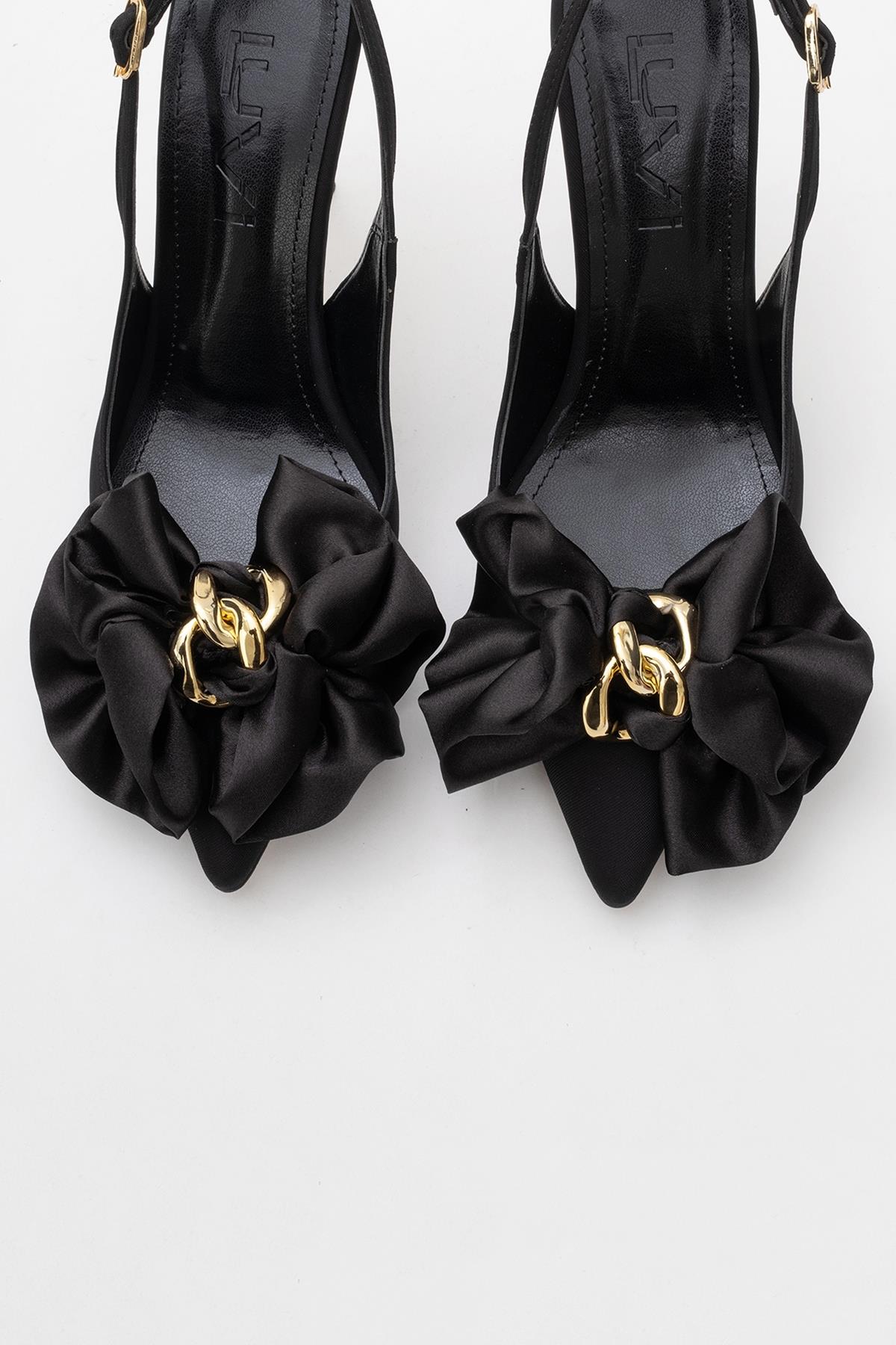 Noria - Black Floral Slim Heel Pump (Women)