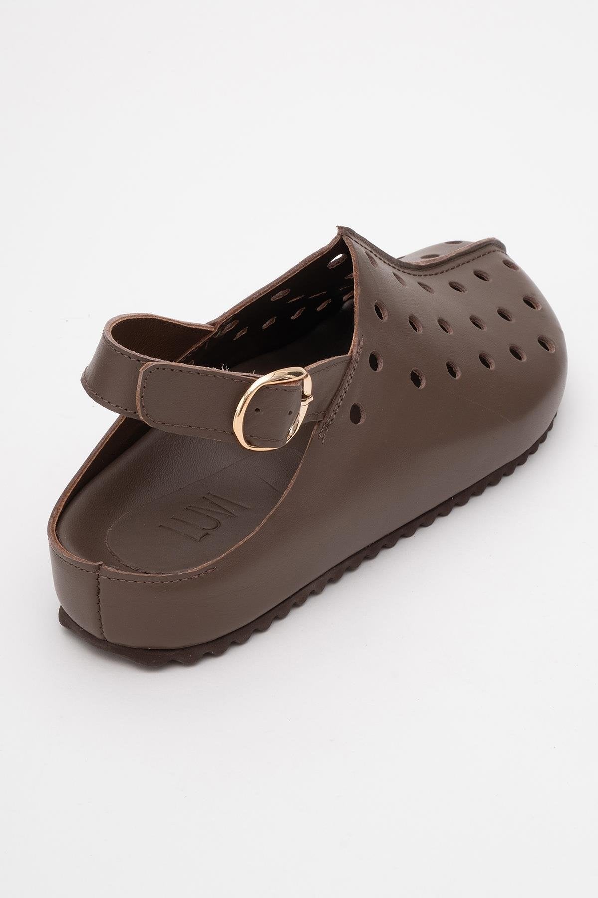 Justa - Brown Leather Clogs (Women)