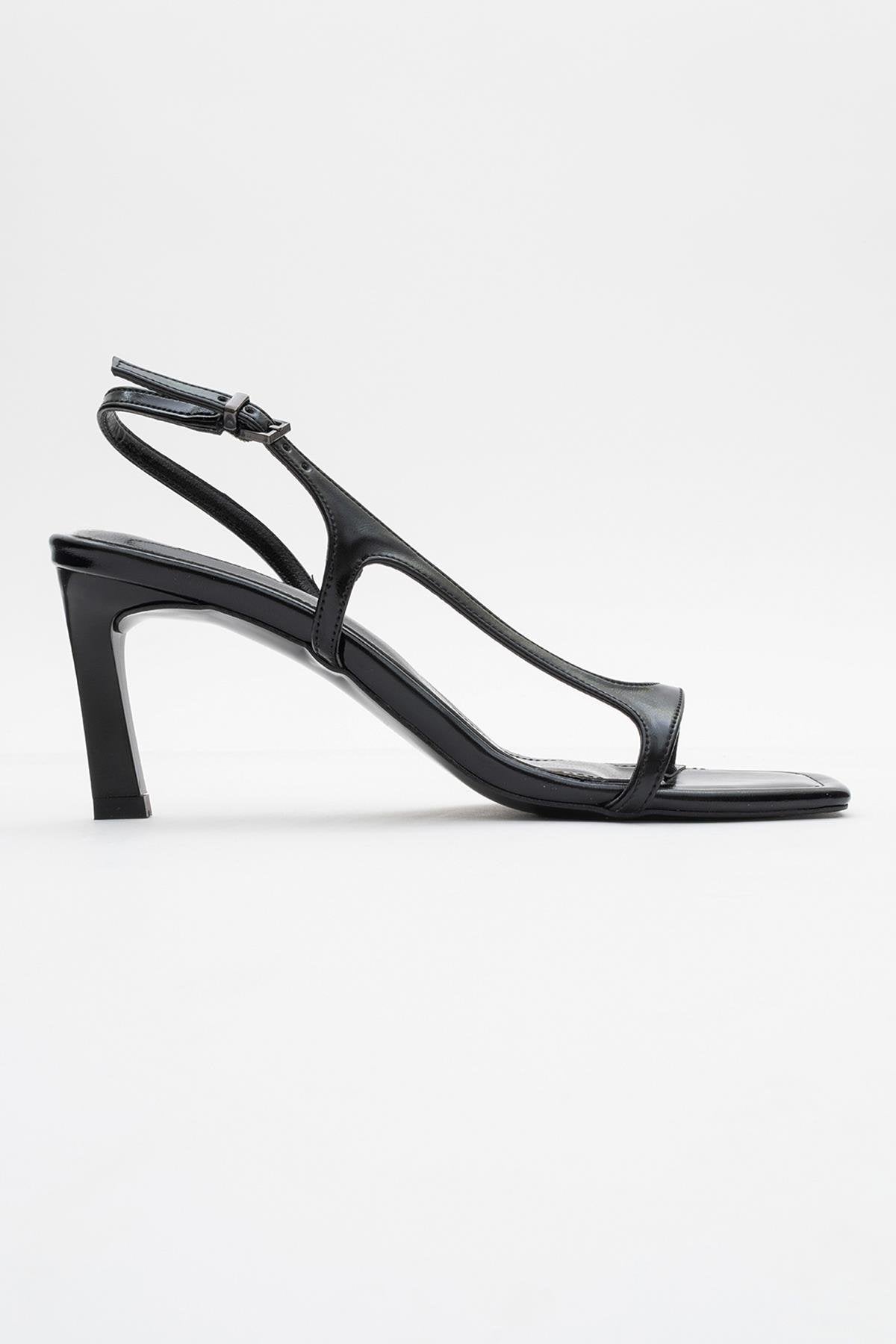 Melby - Black Heeled Shoe (Women)