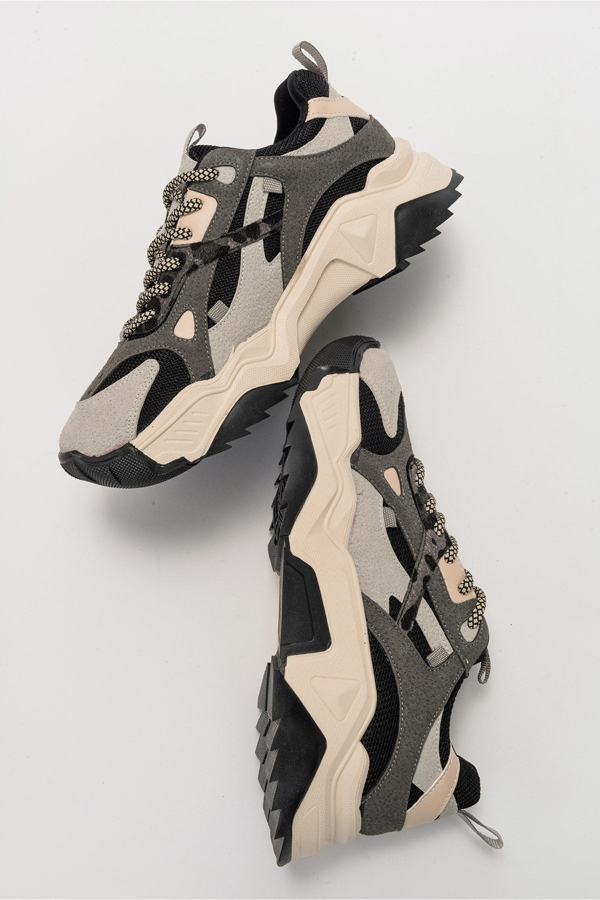 Loretta - Black Gray Platform Sneakers