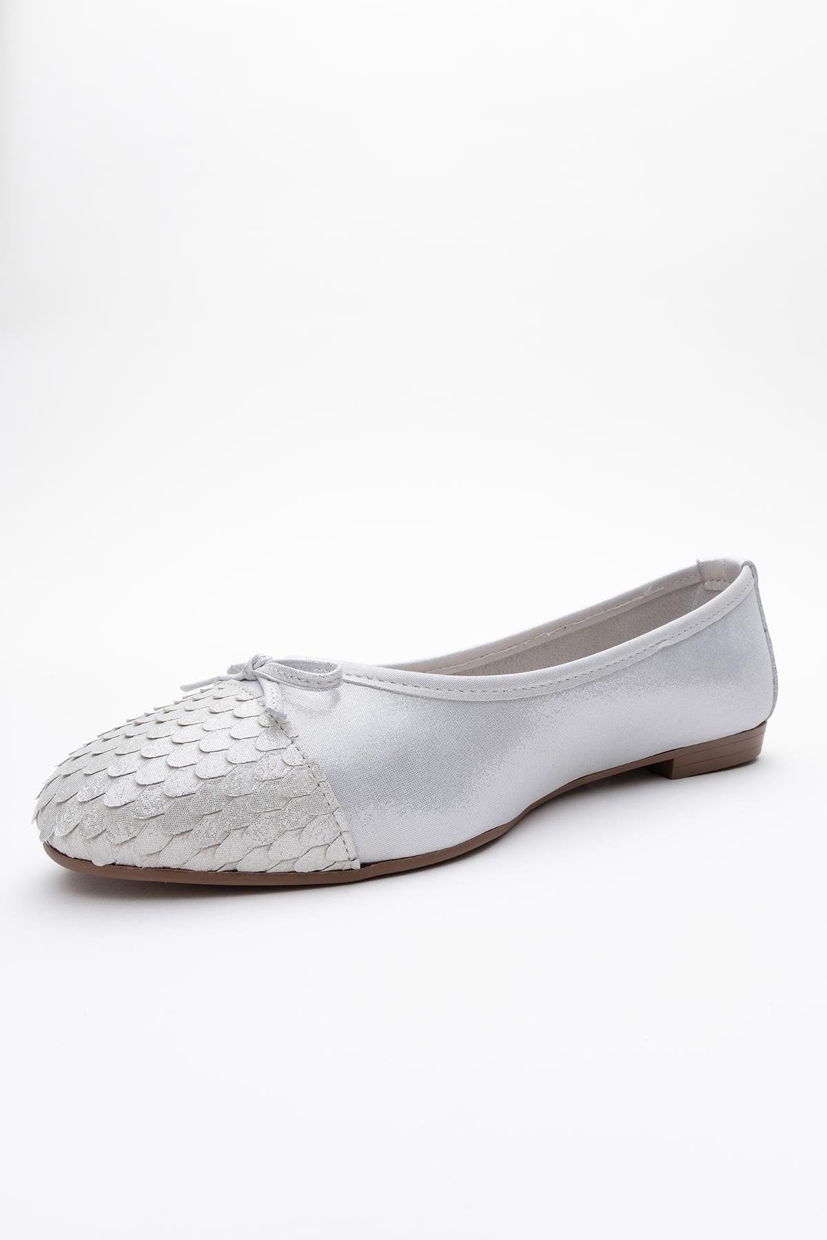 02 - White Genuine Leather Ballet Flat (Women)