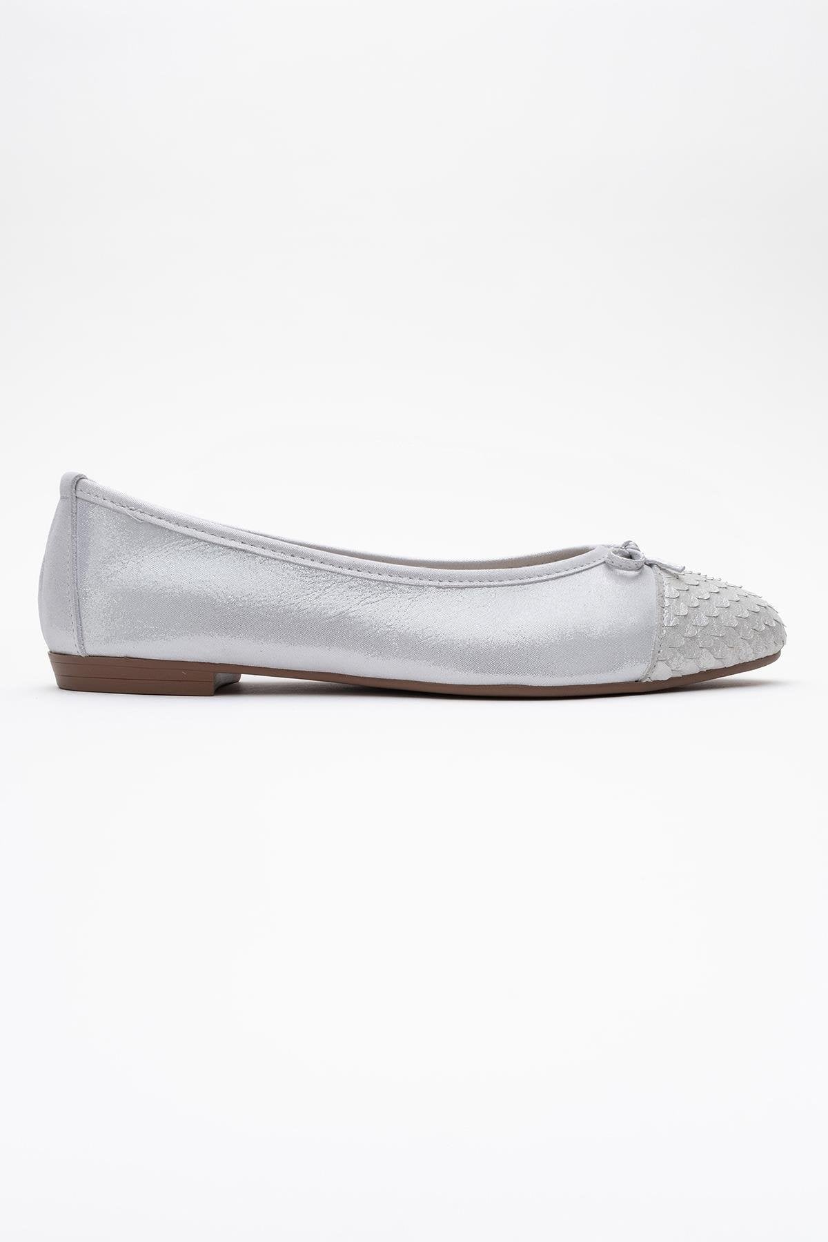 02 - White Genuine Leather Ballet Flat (Women)