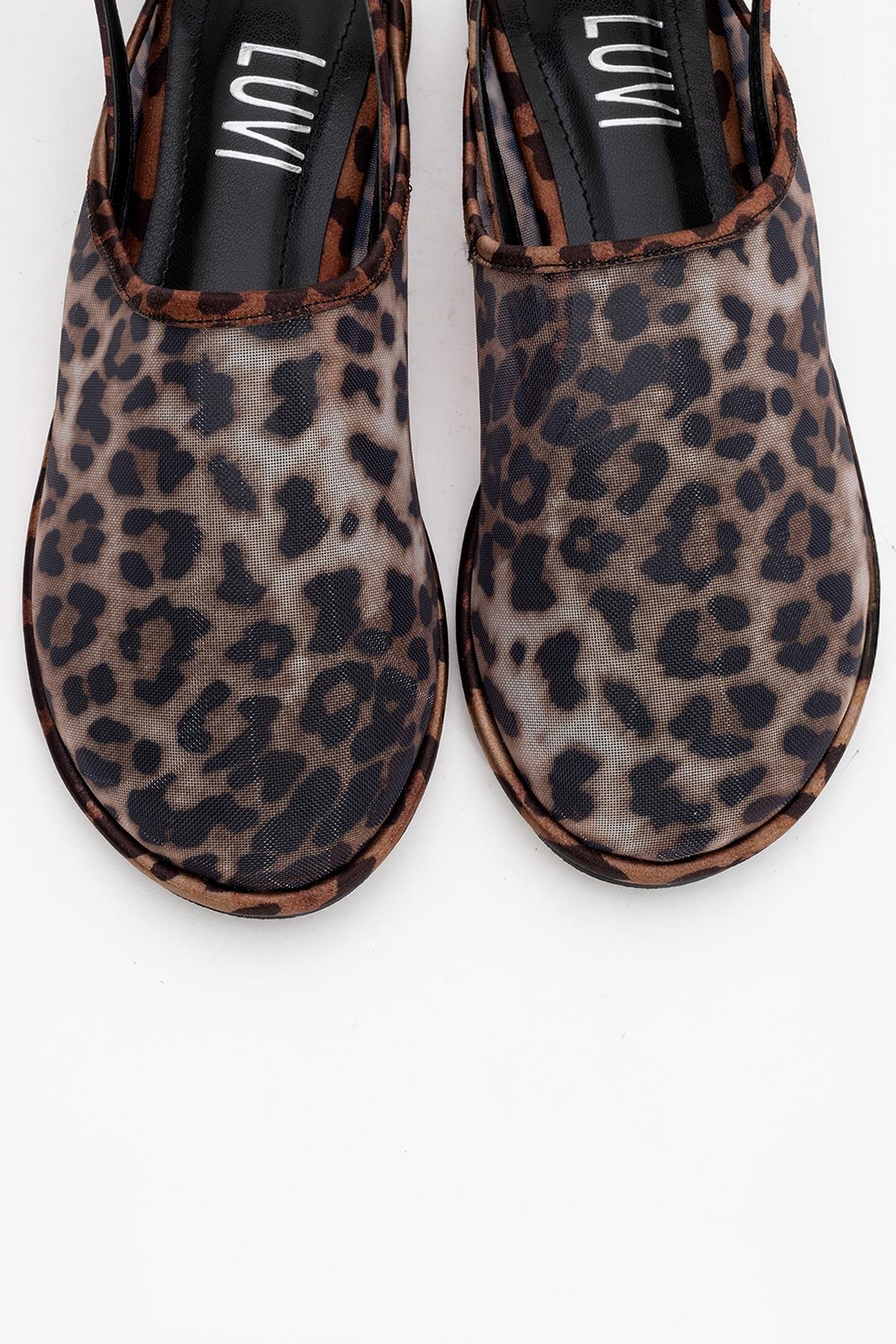 Shen Leopard Mesh Sandal (Women)