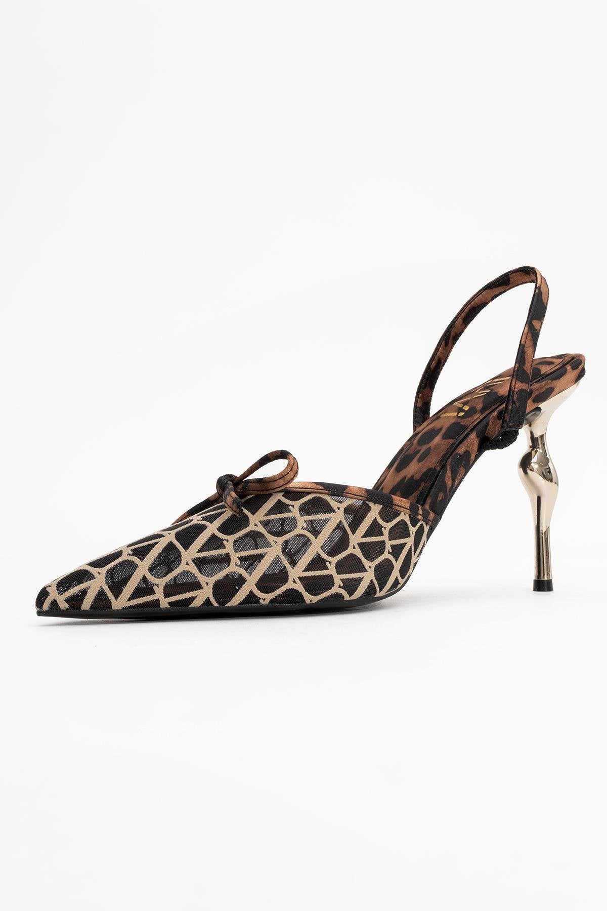 Peony - Black And Yellow Mesh Bow Pointed Toe Pump (Women)