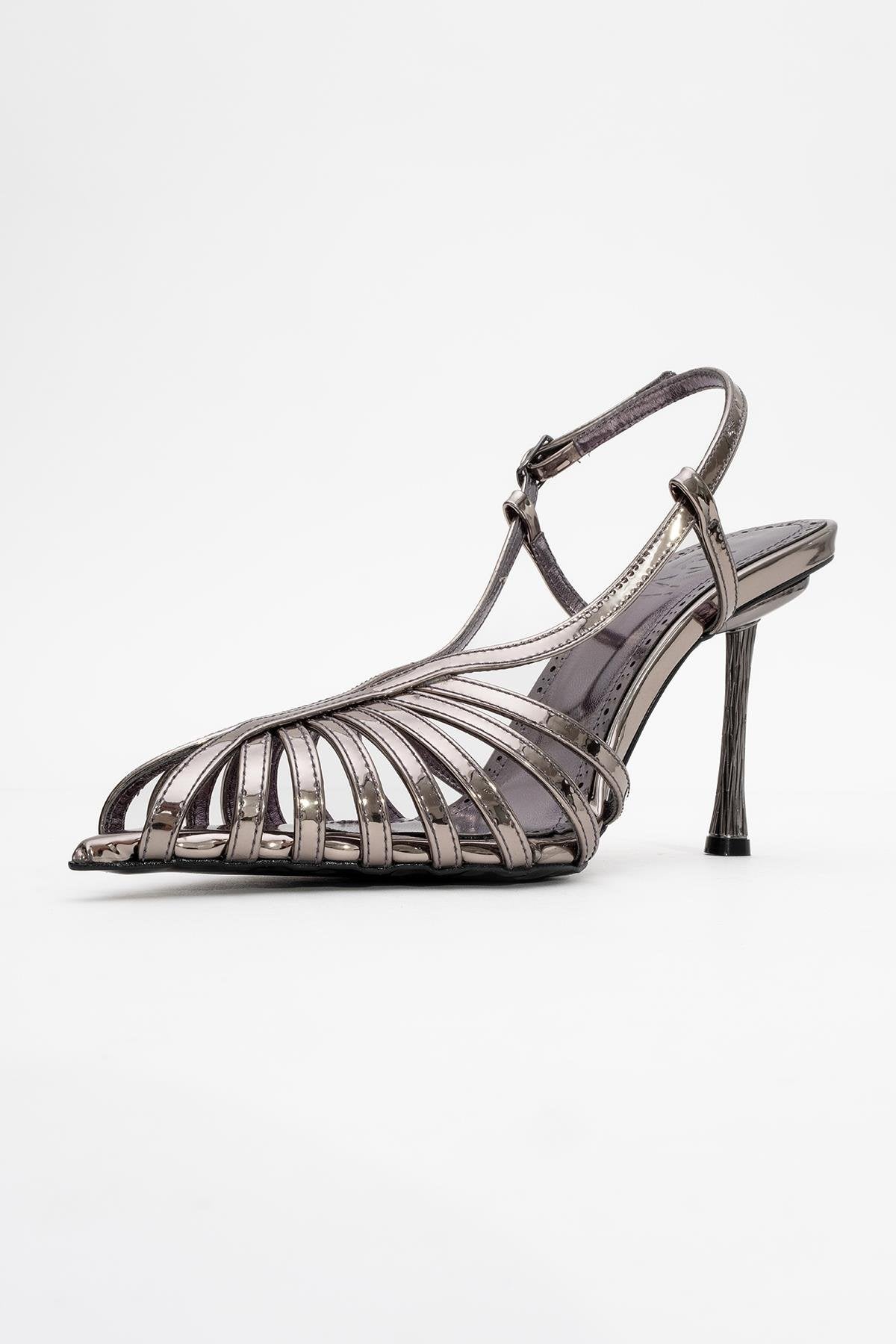Leaf - Platinum Mirror High Heel Pump (Women)