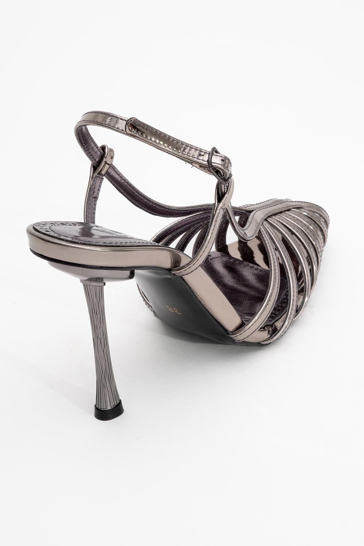 Leaf - Platinum Mirror High Heel Pump (Women)
