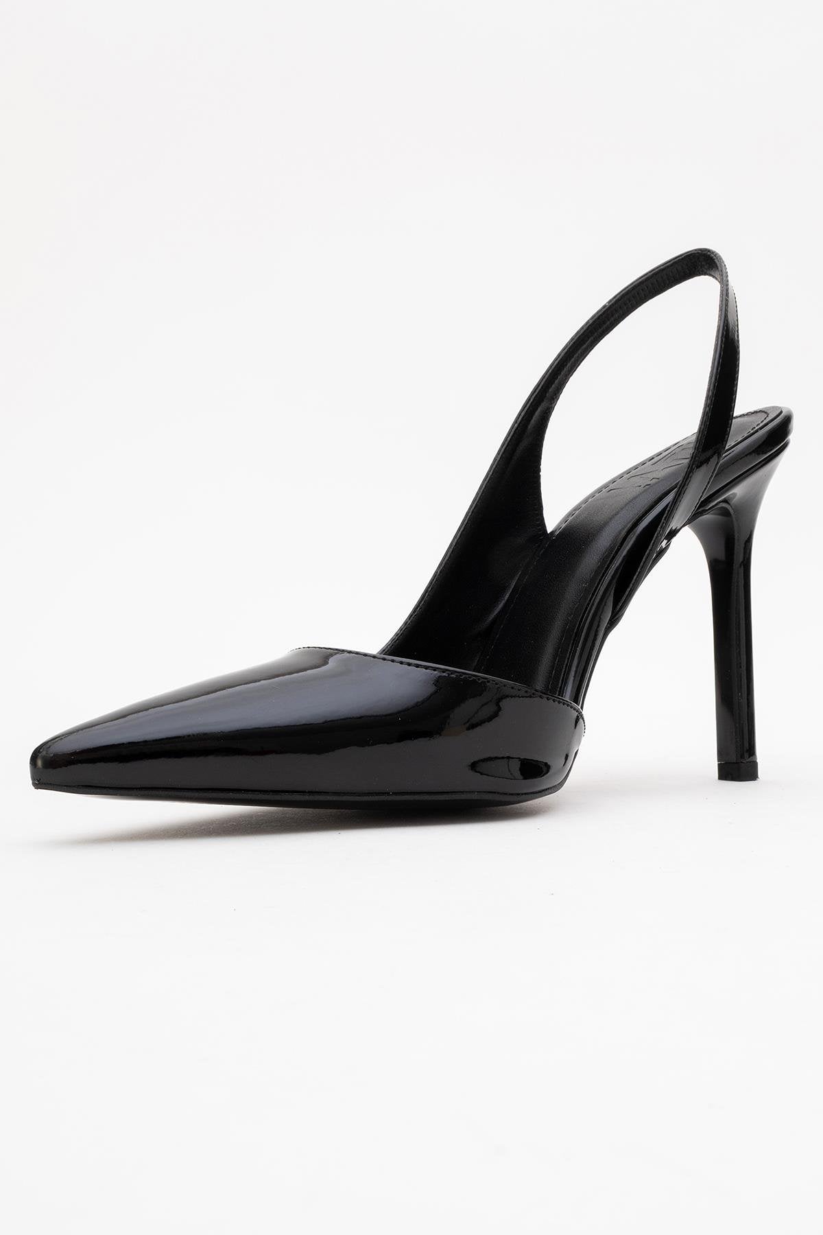Twine - Black Patent Heeled Shoe (Women)
