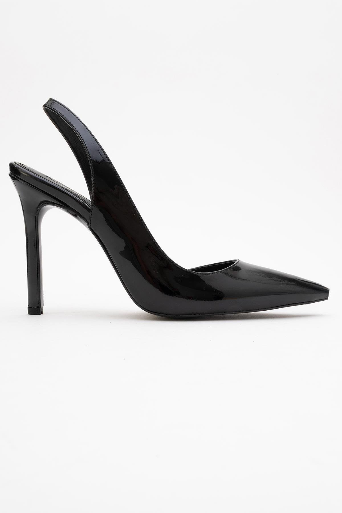 Twine - Black Patent Heeled Shoe (Women)