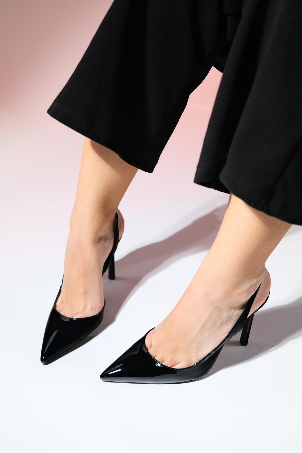 Twine - Black Patent Heeled Shoe (Women)
