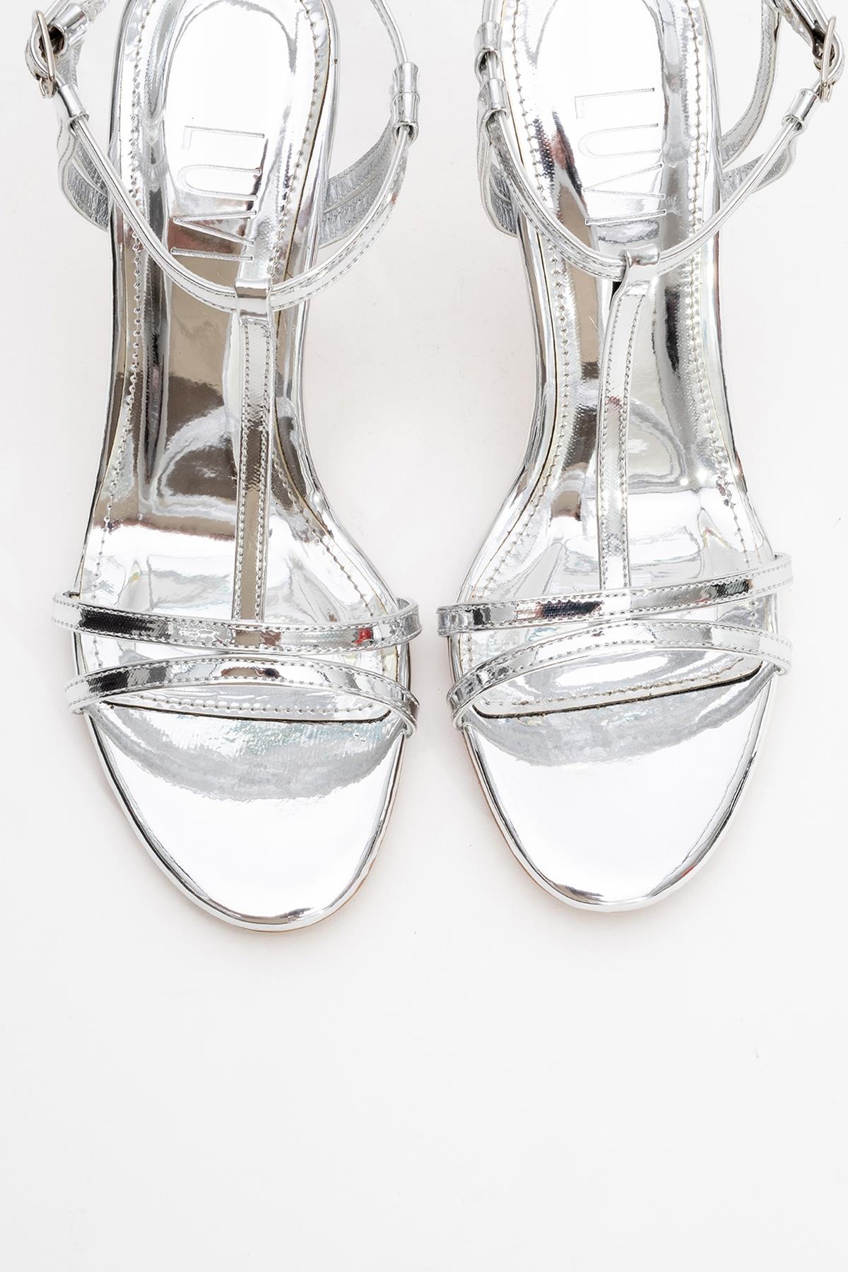 Credo - Silver High Heel Shoe (Women)