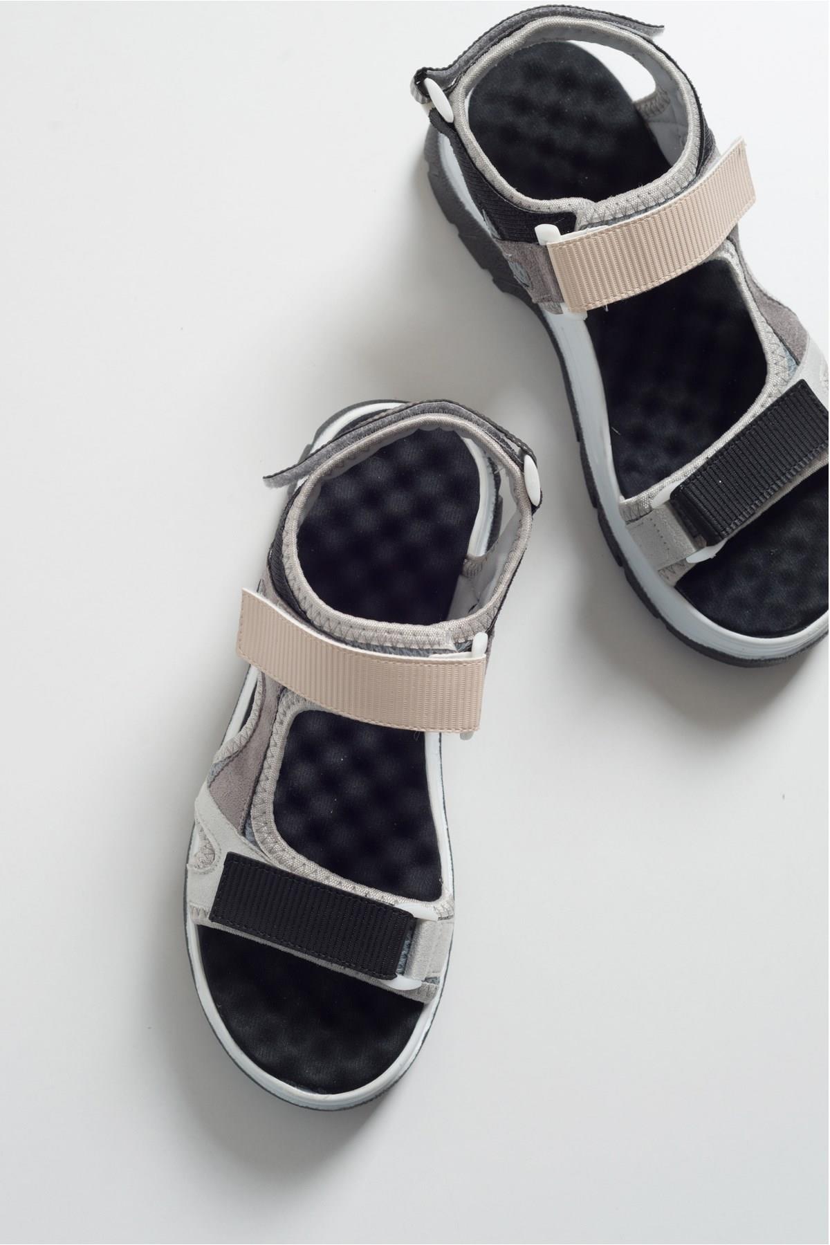 4740 - Black Multi Sandal (Women)