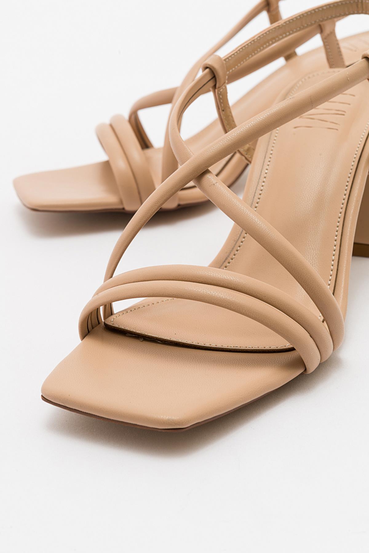Daisy - Taupe Heeled Shoe (Women)