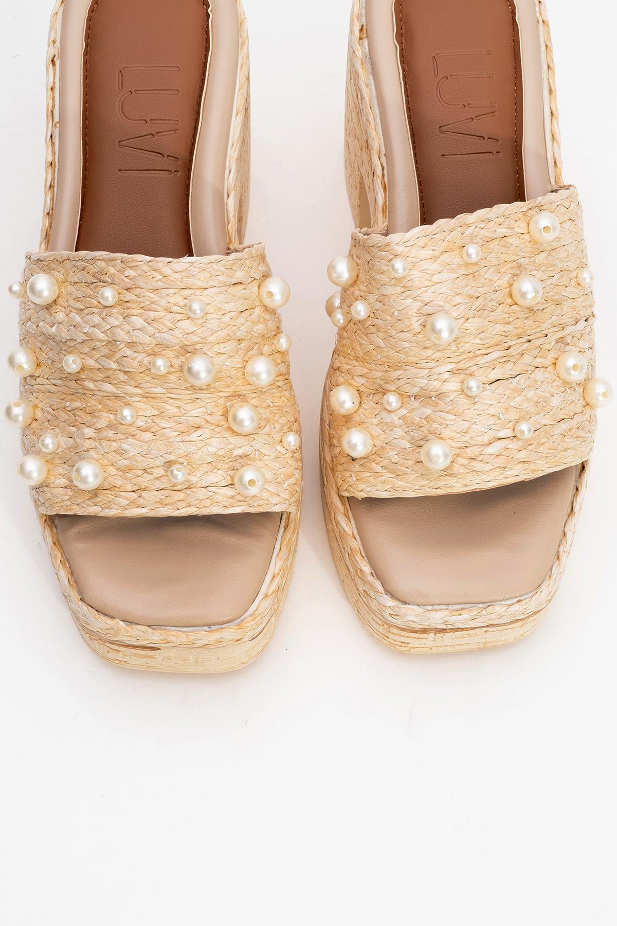 Rayne - Beige Straw Pearl Platform Heel Mule (Women)