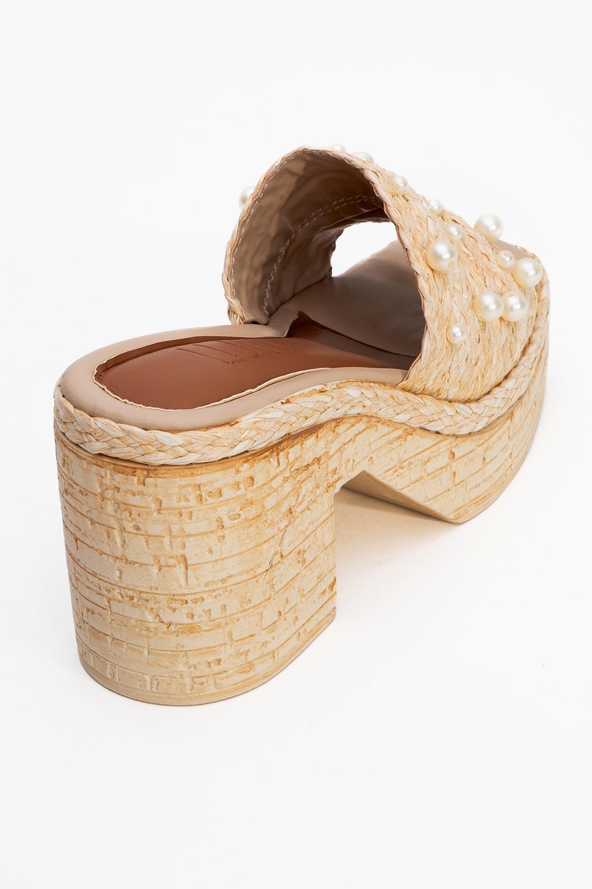 Rayne - Beige Straw Pearl Platform Heel Mule (Women)