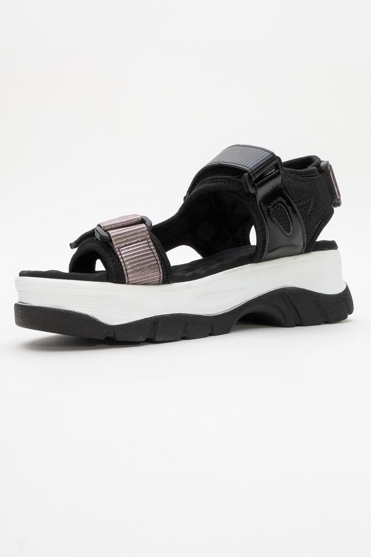 4740 - Black Platinum Strappy Sandal (Women)
