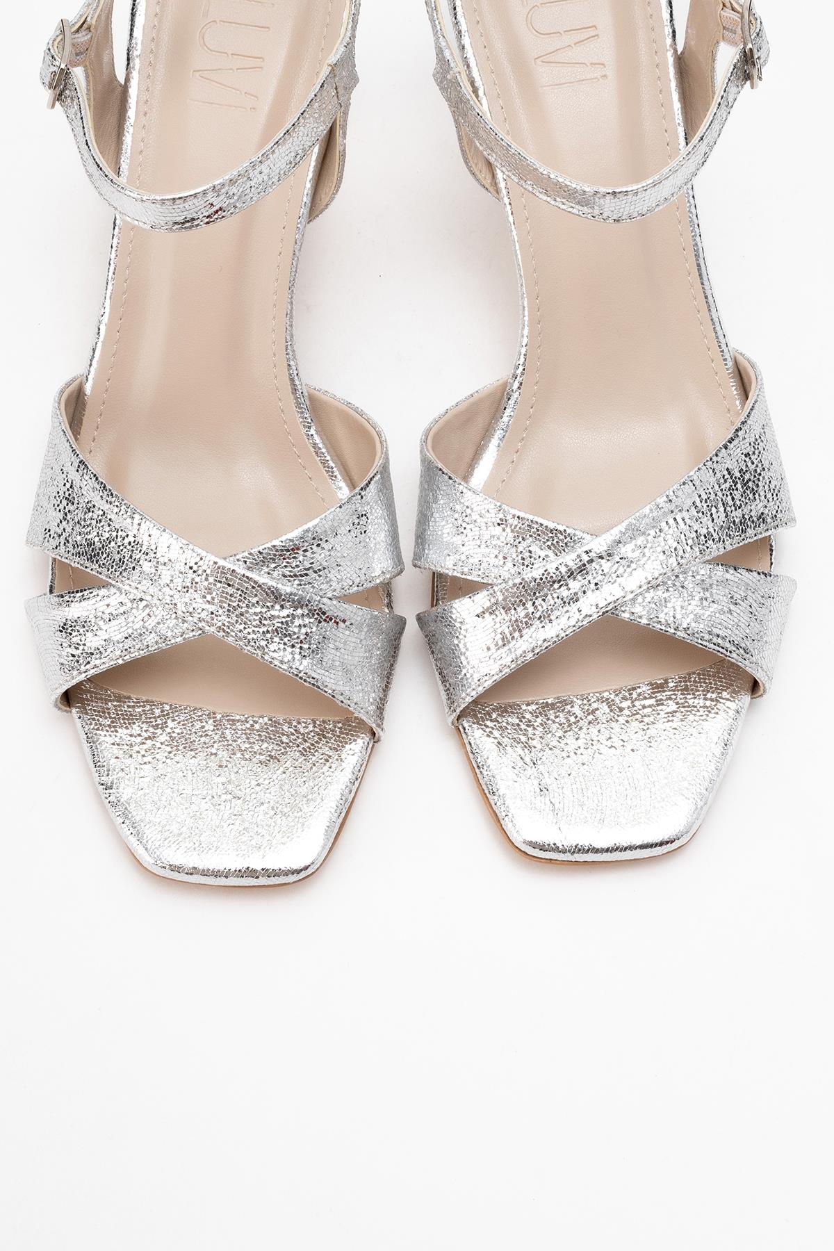 Melin - Silver Patterned Cross-Strap Heeled Shoe (Women)