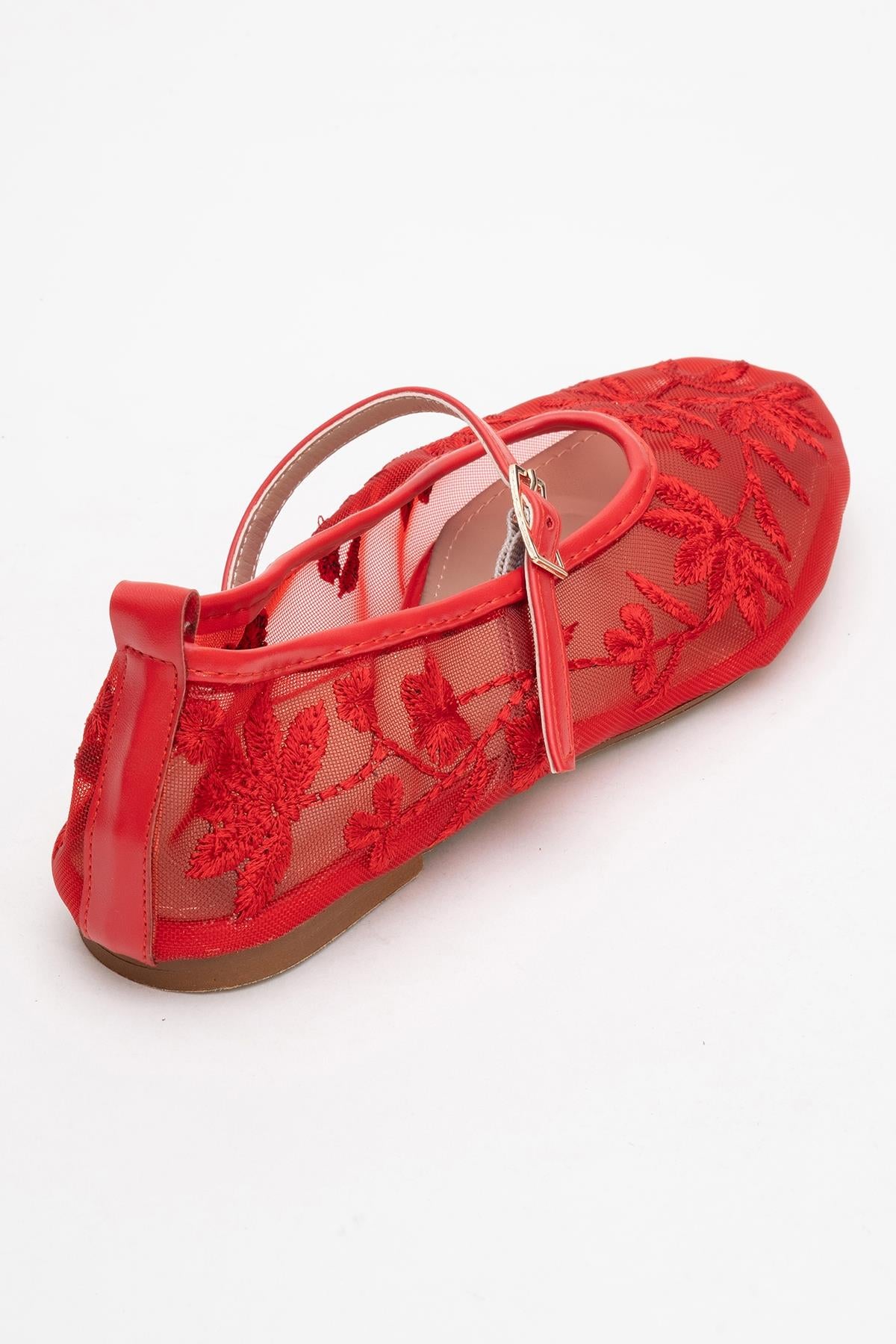 Juny Red Mesh Floral Embroidery Ballet Flat (Women)