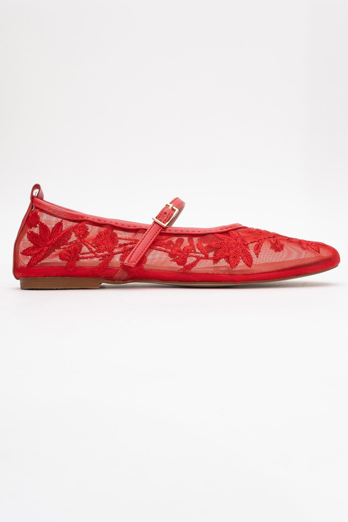 Juny Red Mesh Floral Embroidery Ballet Flat (Women)