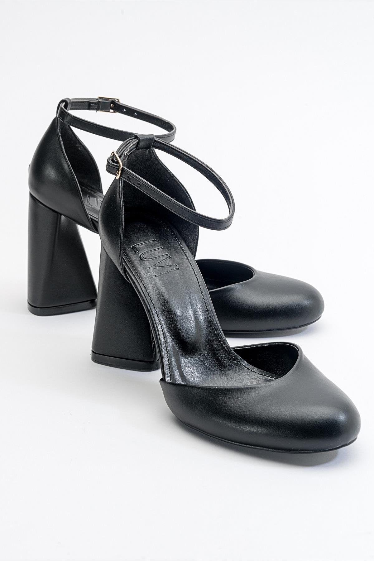 Oslo - Black Heeled Shoe (Women)