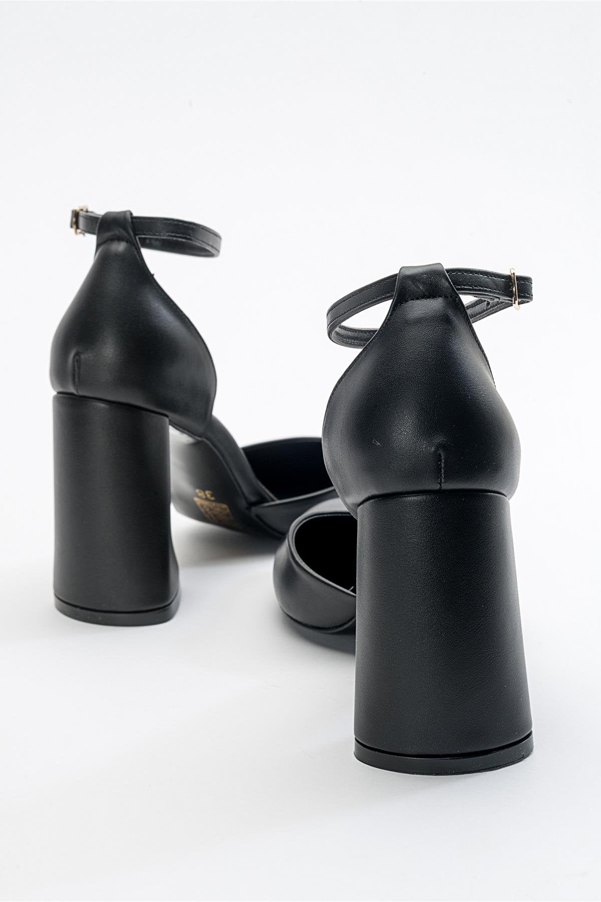 Oslo - Black Heeled Shoe (Women)