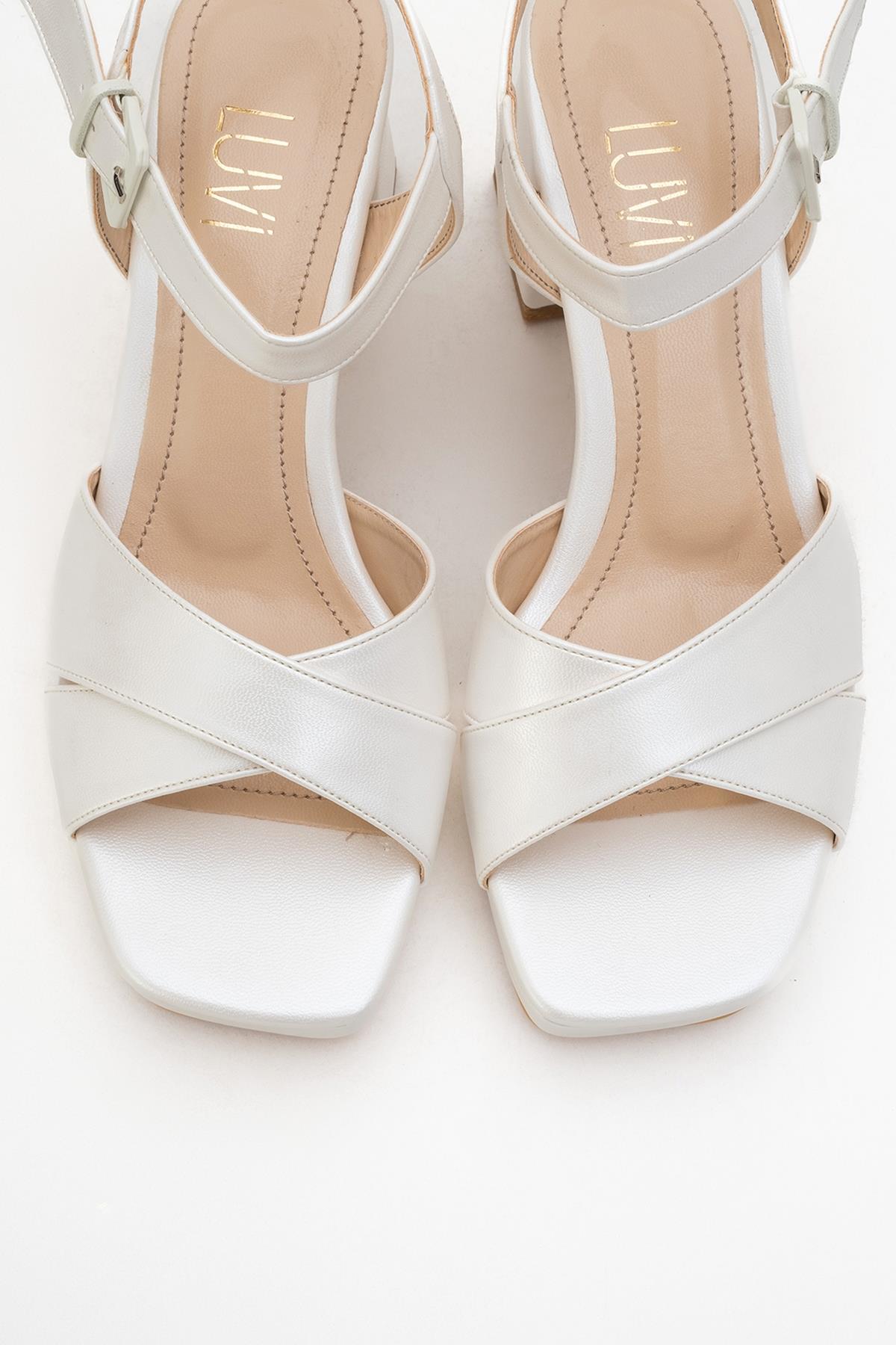 Lisbon - Pearl Platform Heel Shoe (Women)