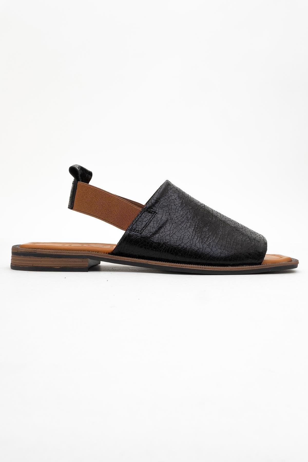 Fuela - Black Elastic Leather Sandals (Women)