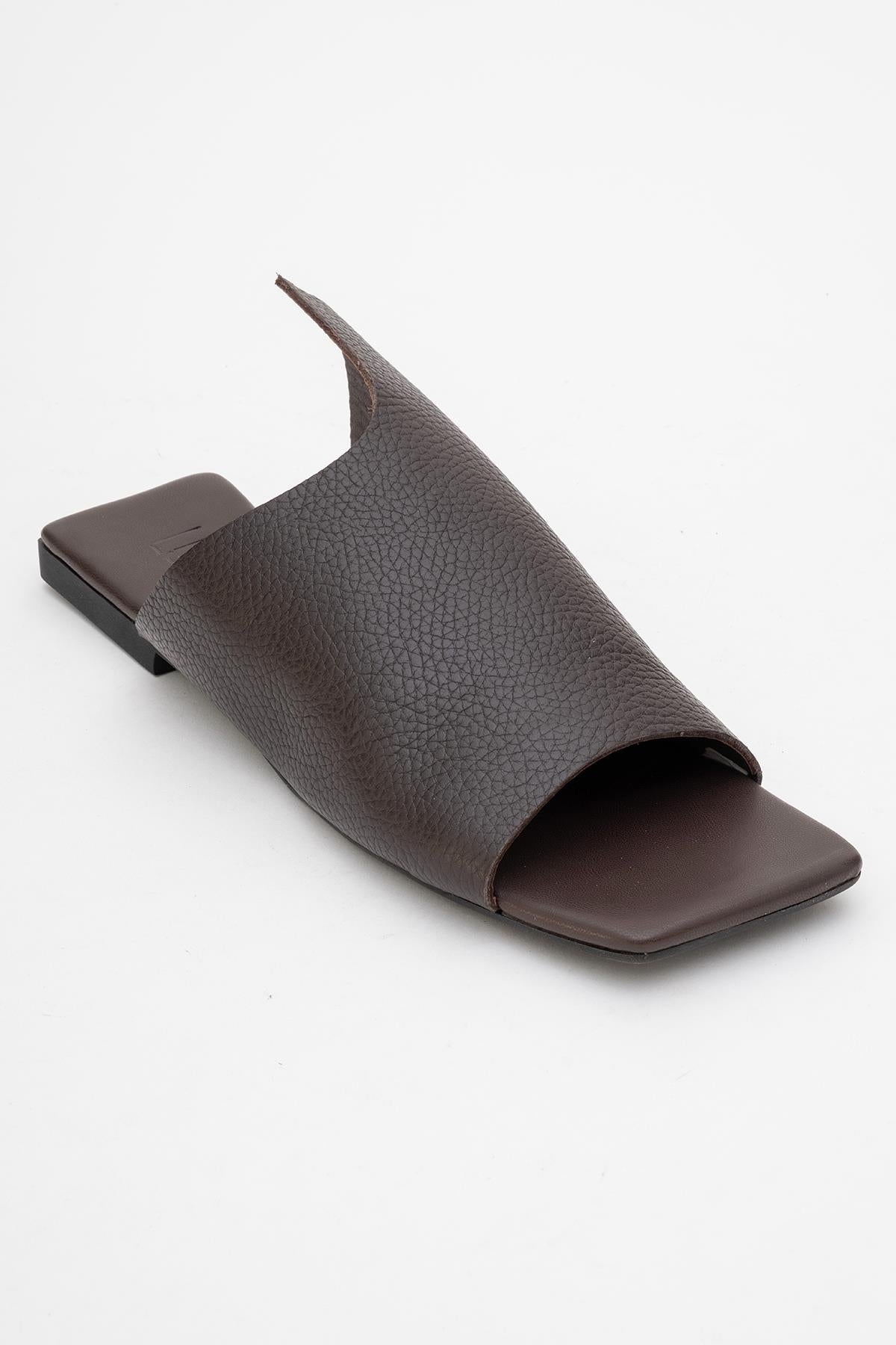 Orianna - Brown Leather Slide Sandal (Women)