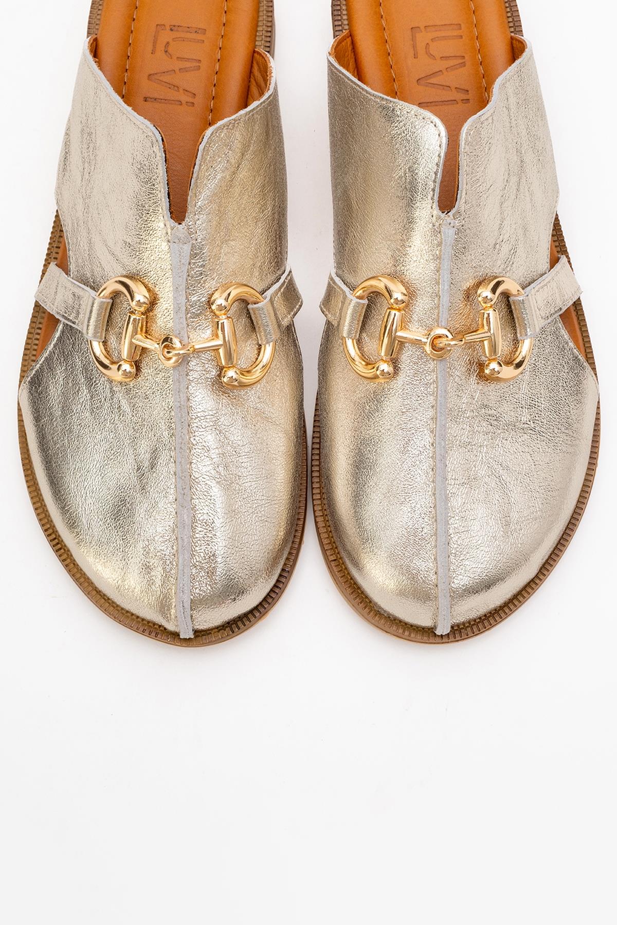 Favor - Gold Leather Mule Slide (Women)
