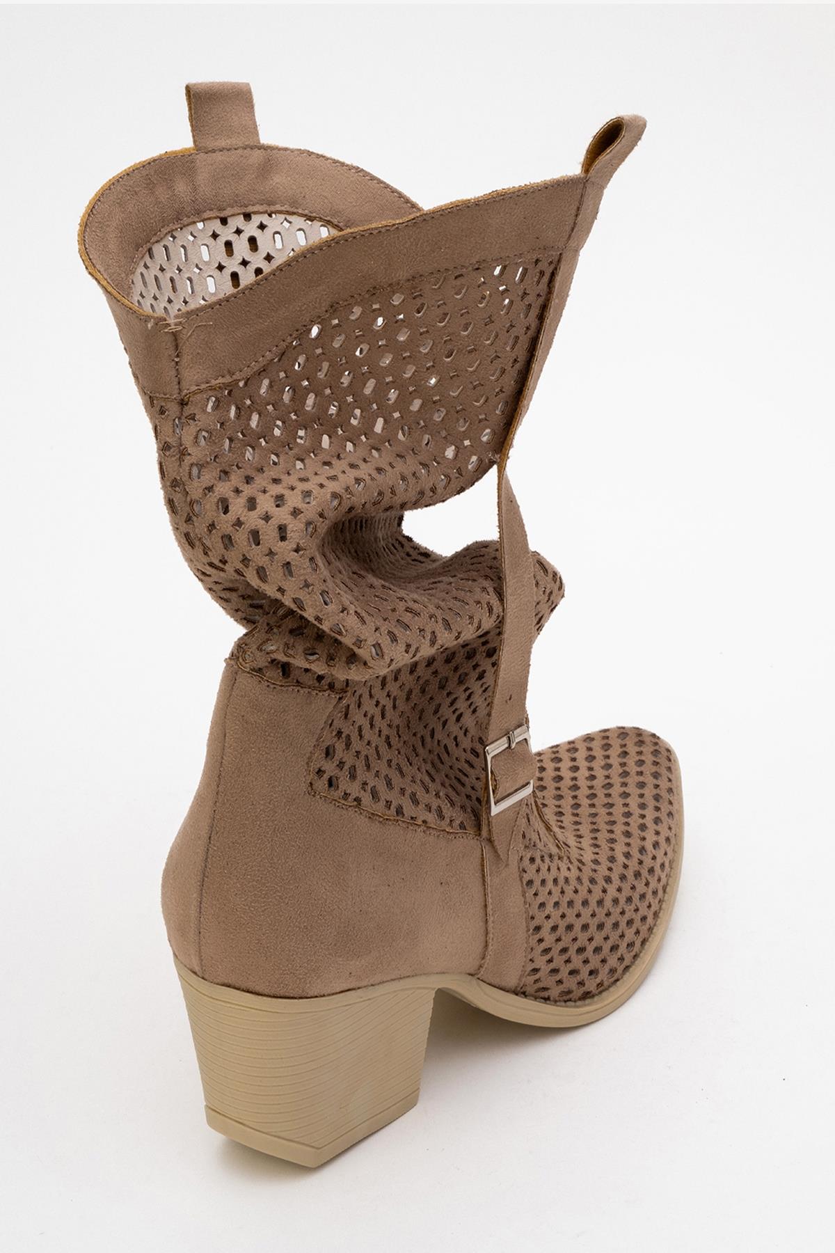 Larry Dark Beige Elasticated Block Heel Boot (Women)