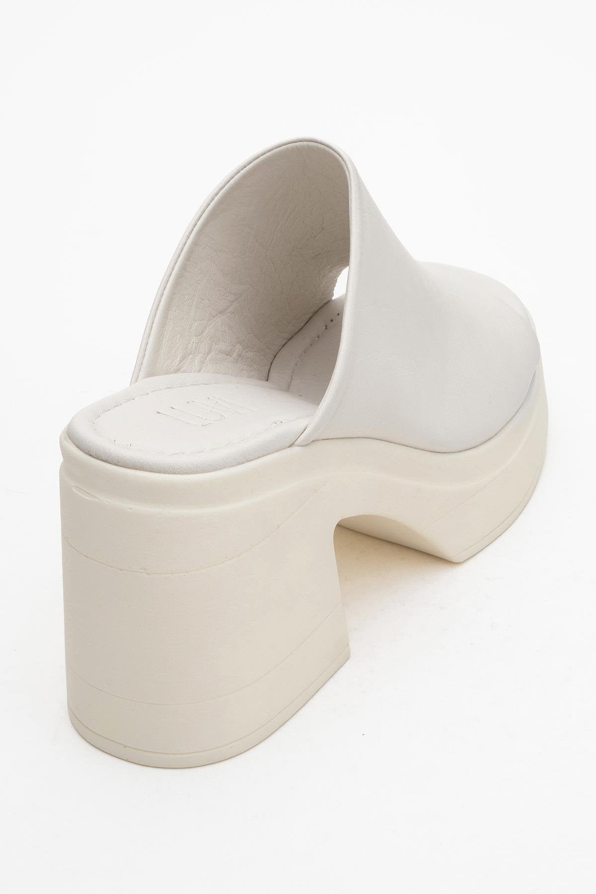 Nola - Beige Leather Heeled Mules