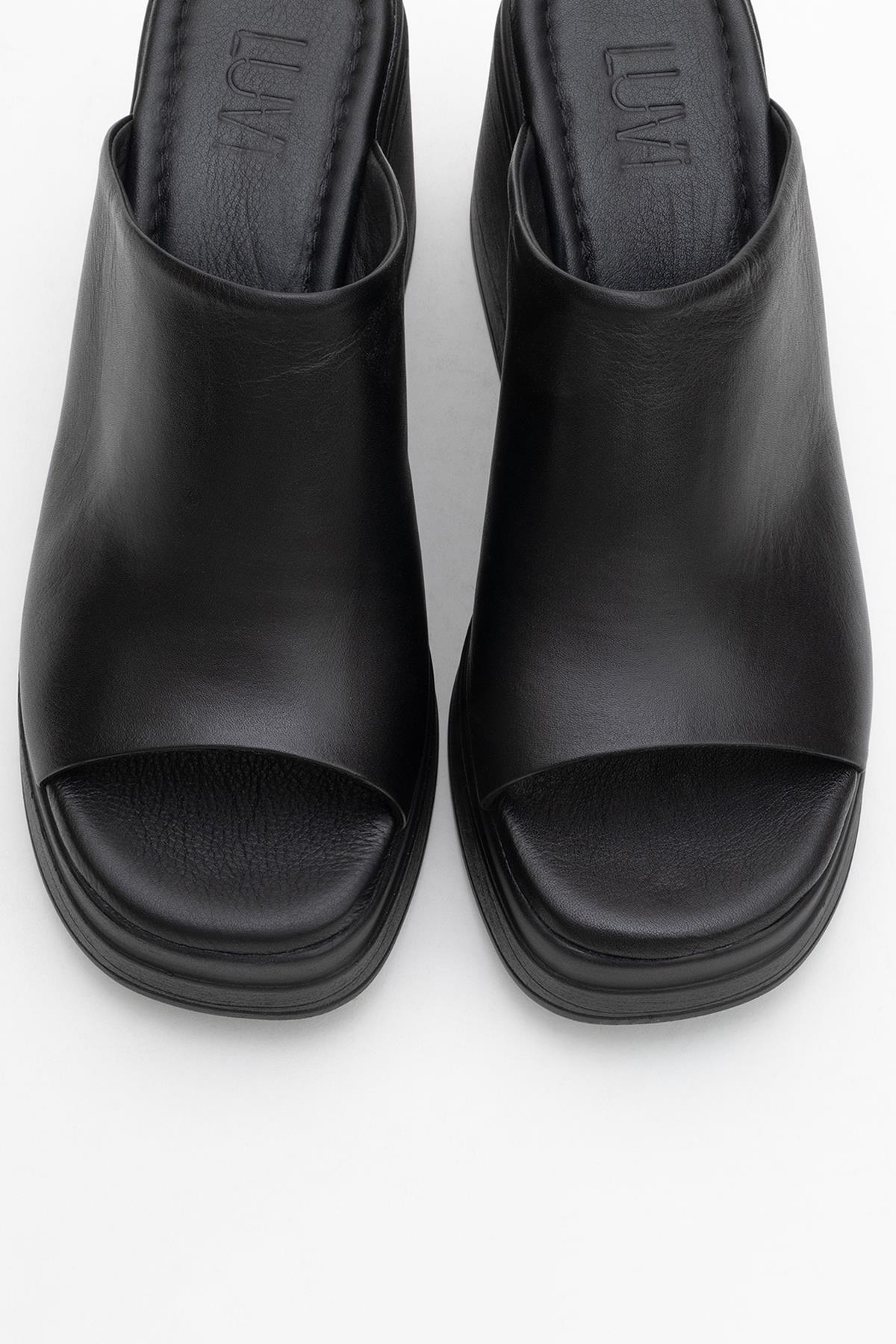Nola - Black Leather Heeled Mules