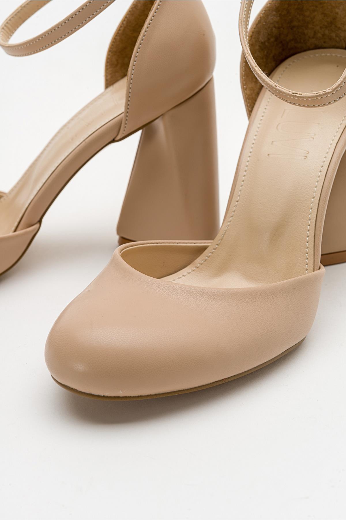 Oslo - Beige Heeled Shoe (Women)